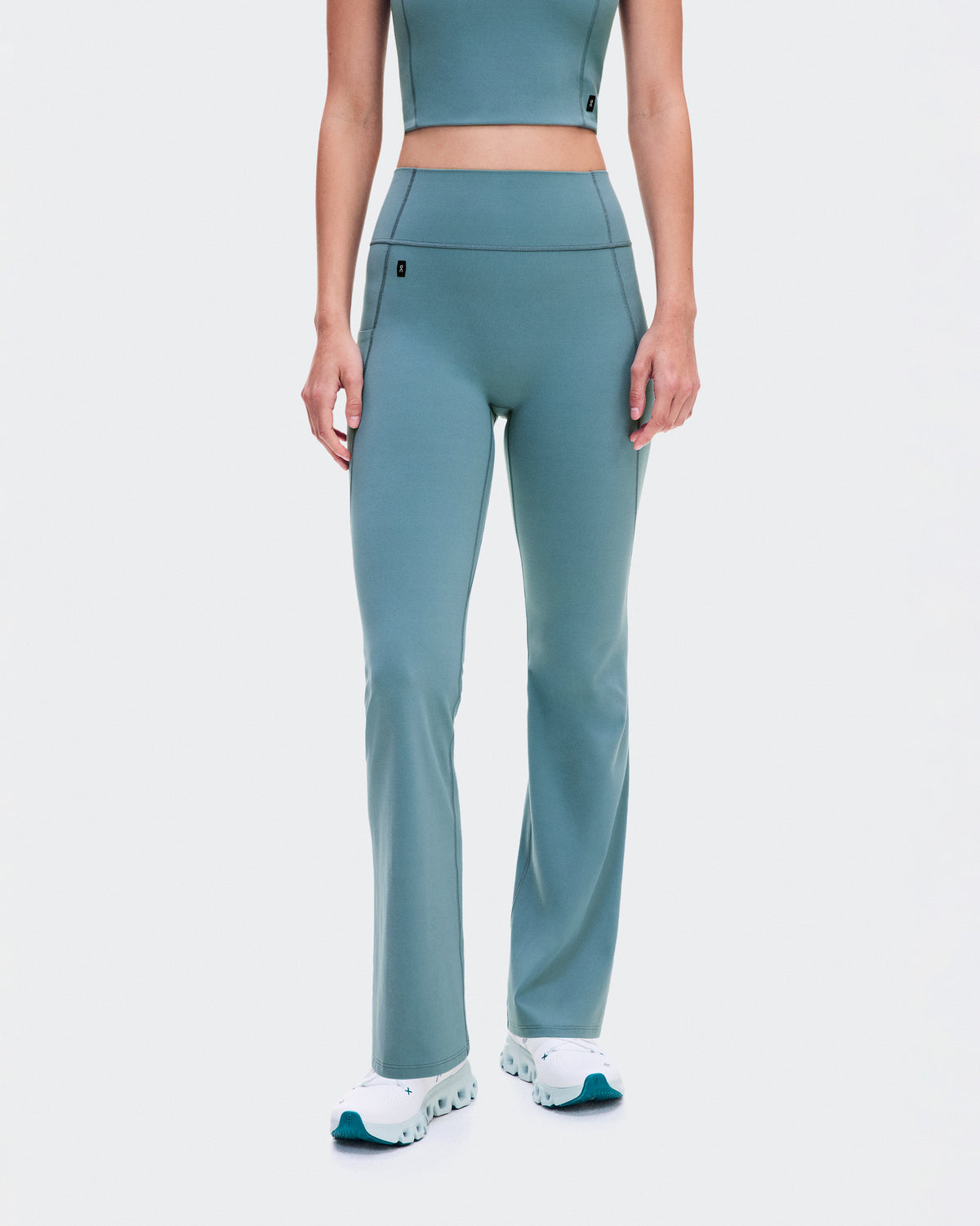 On Studio Flared Pants 30" Agave (Women'S)