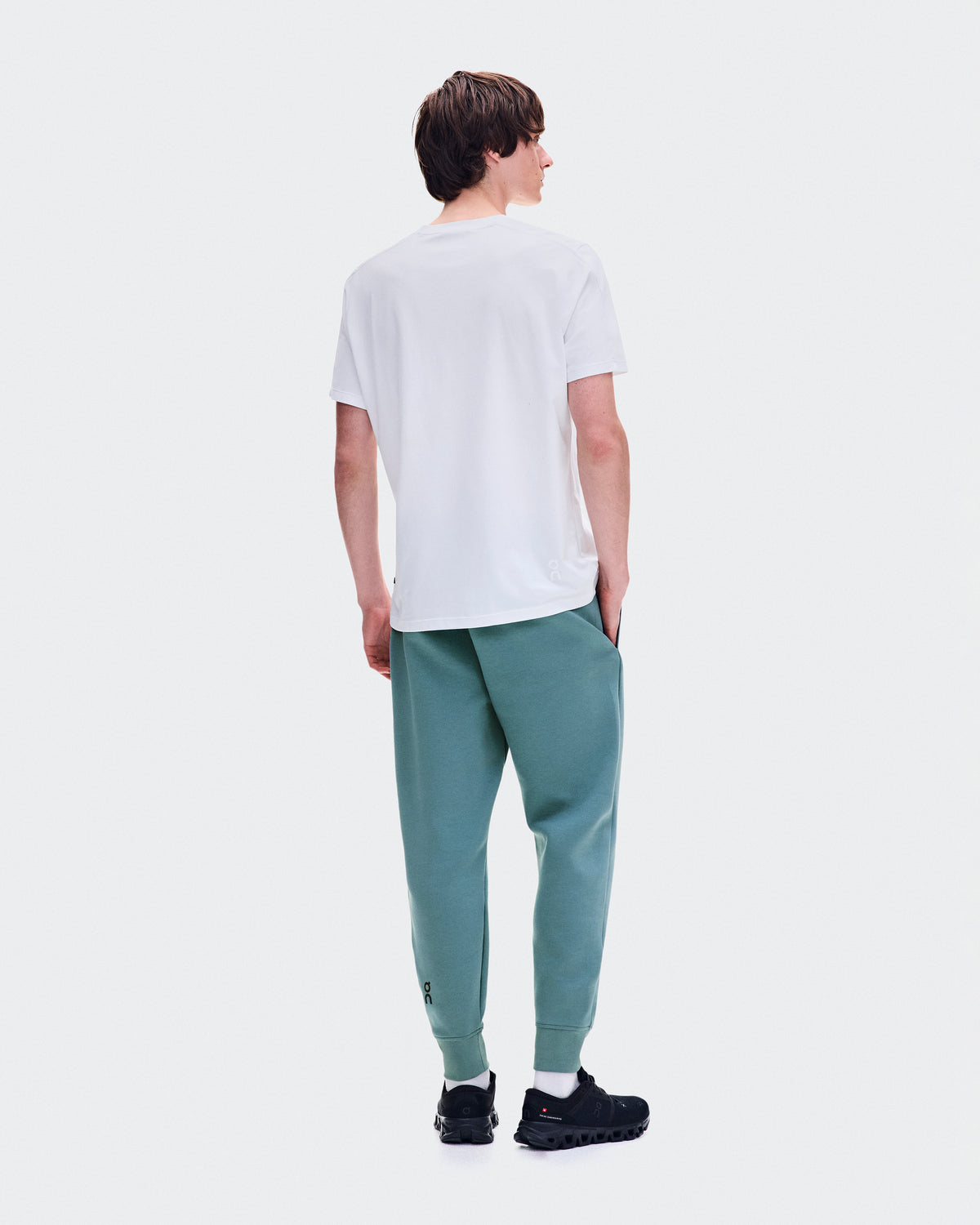 On Focus Tech Sweatpants Agave