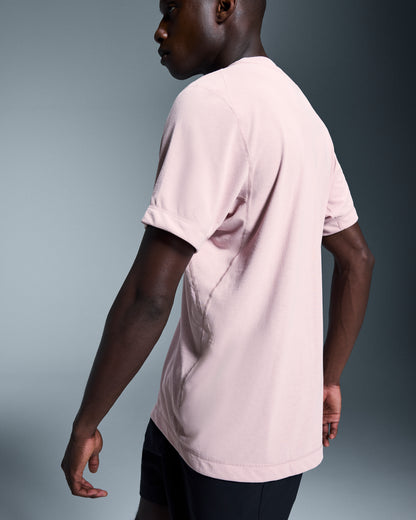 on train-t Mauve