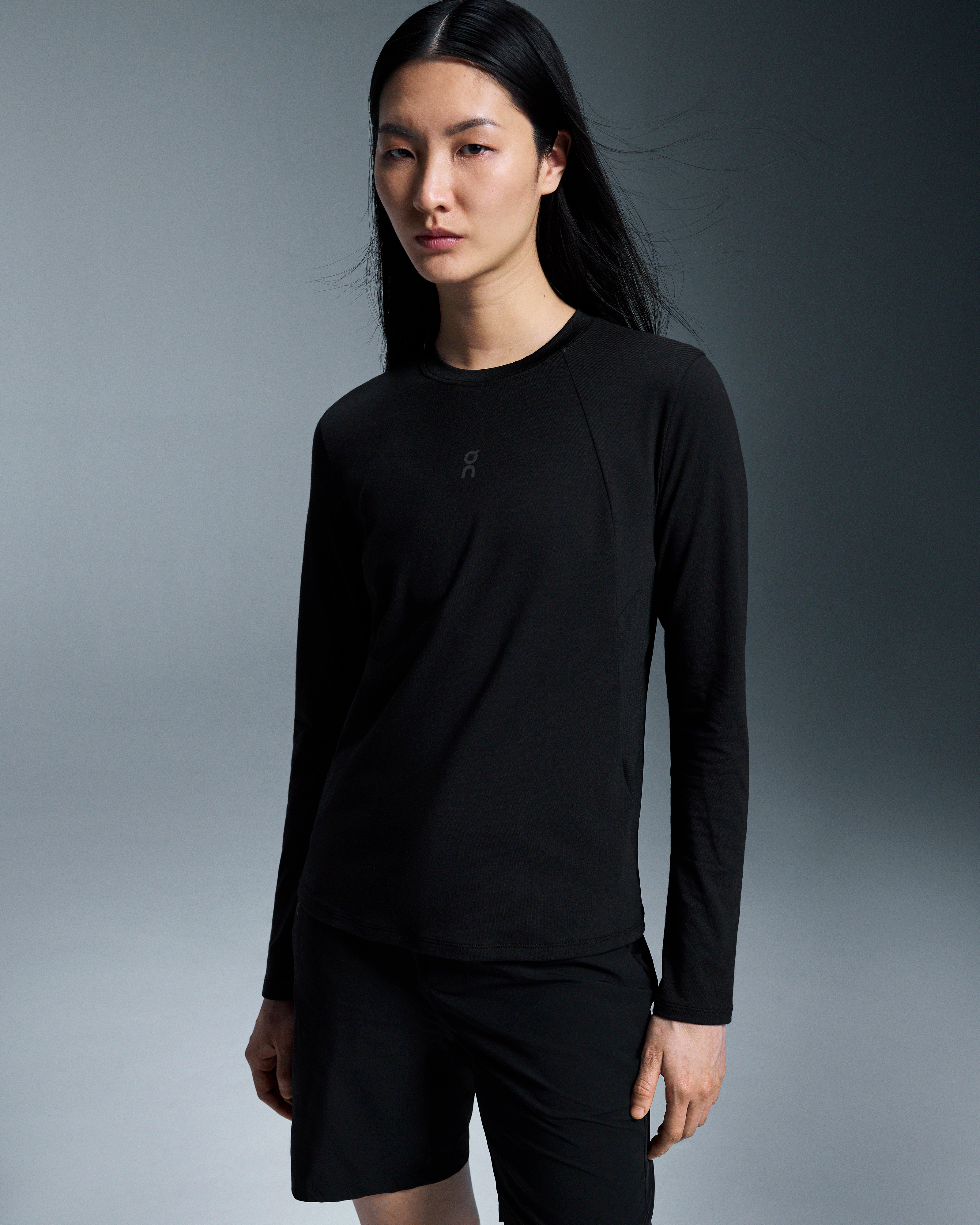 On Trek Long-T Black (Women's)