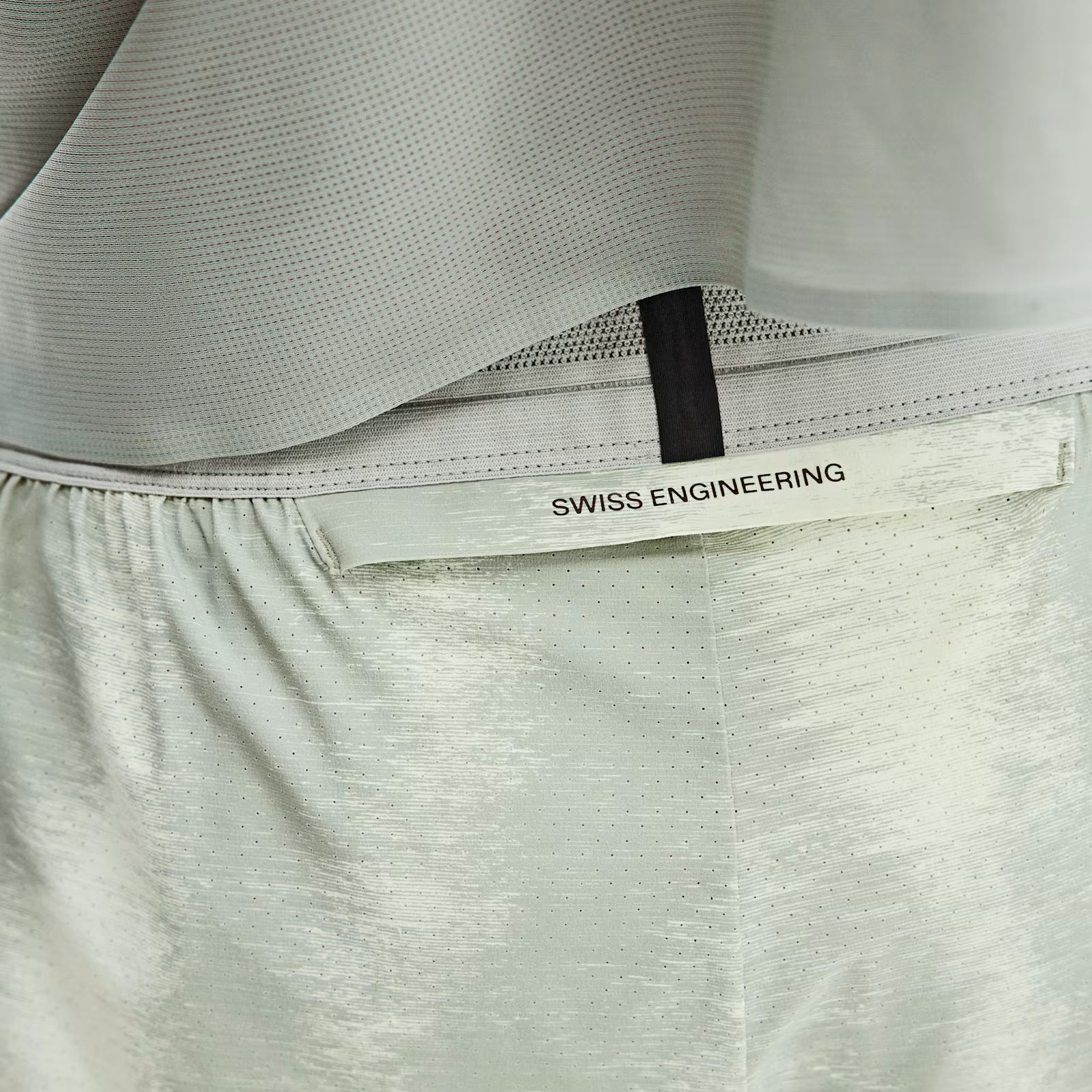 On Performance Shorts Terra Seedling | Tin