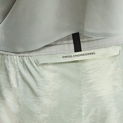 On Performance Shorts Terra Seedling | Tin