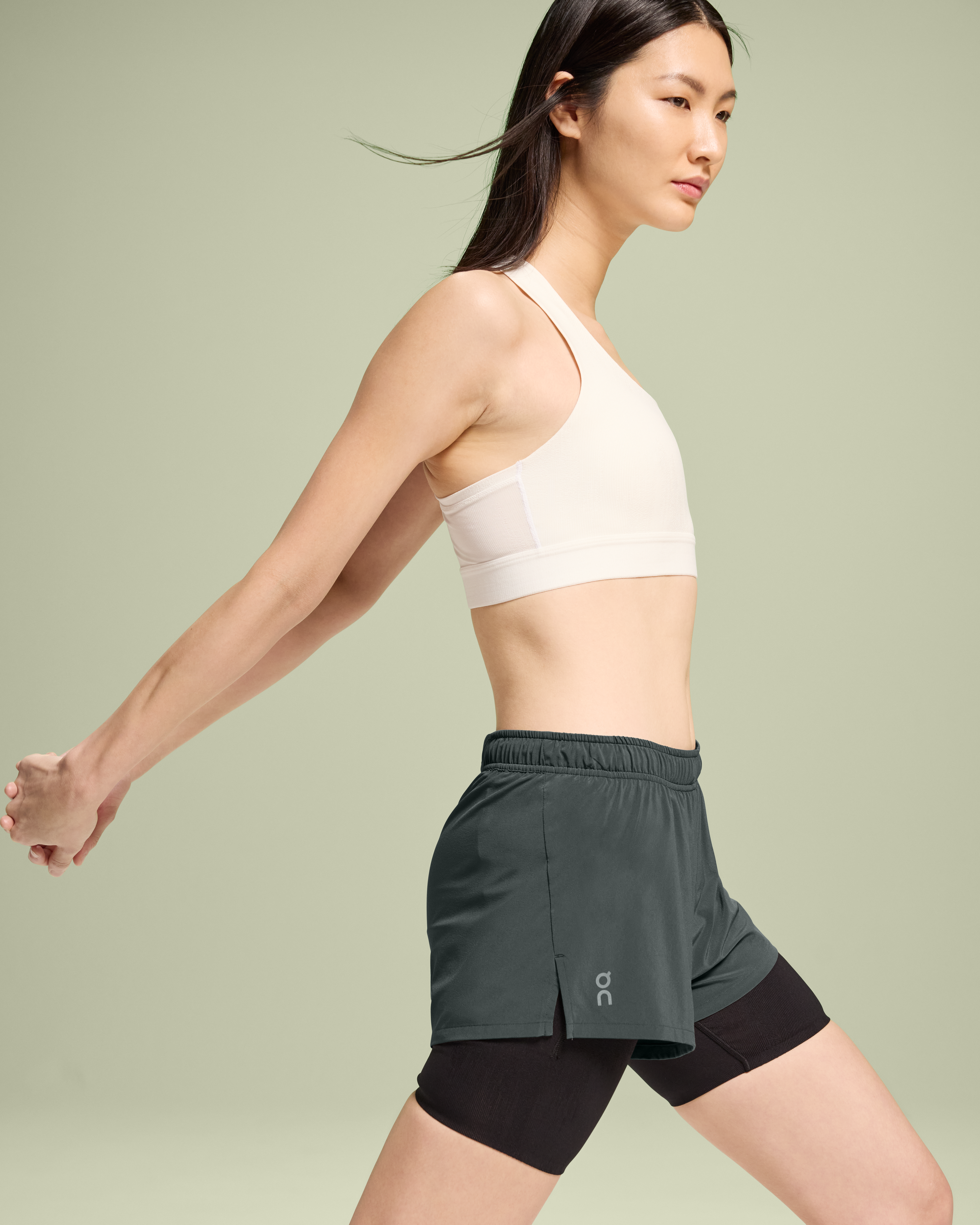 on pace short Lead | Black (Women's)