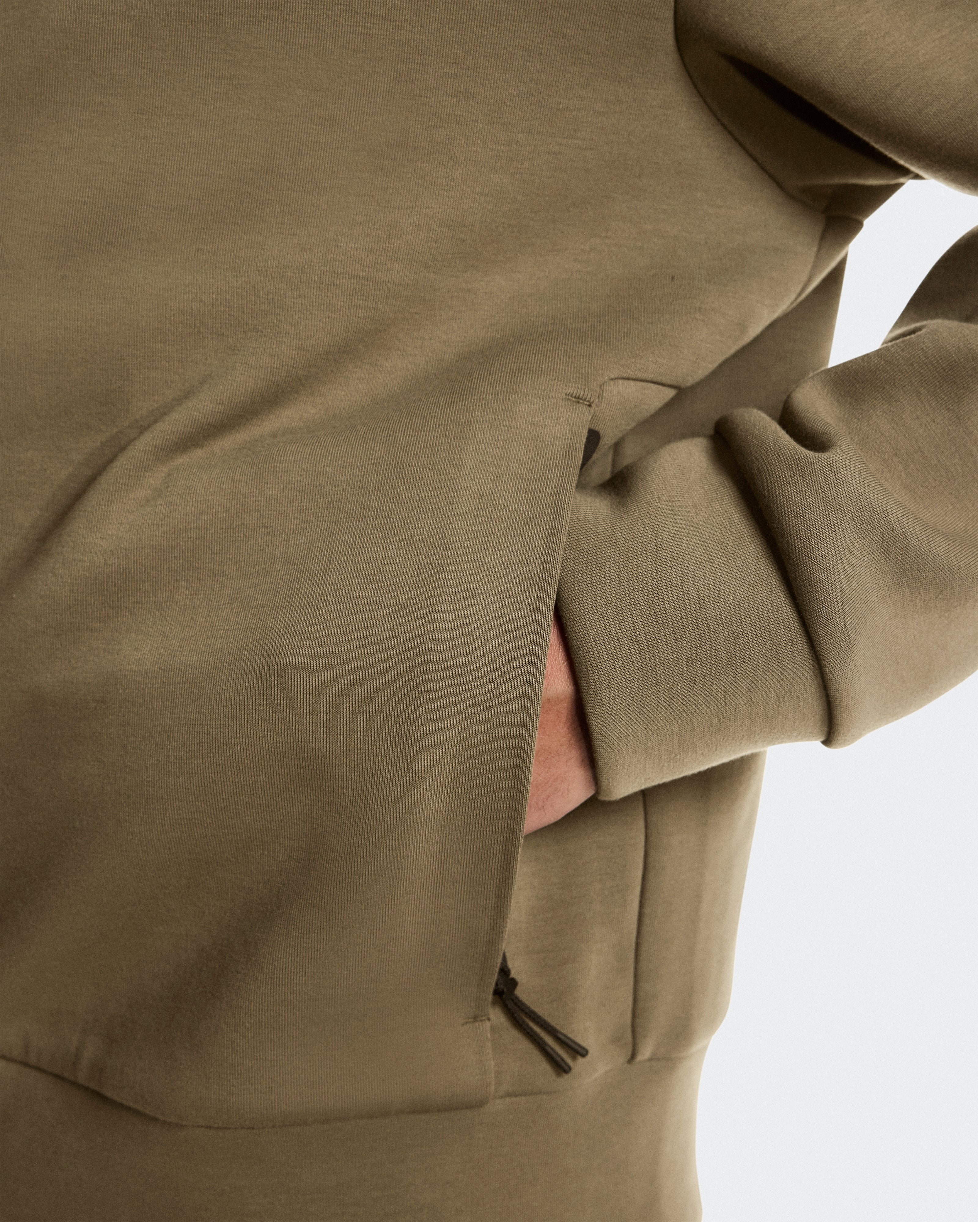 On Focus Tech Zip Hoodie Kalamata