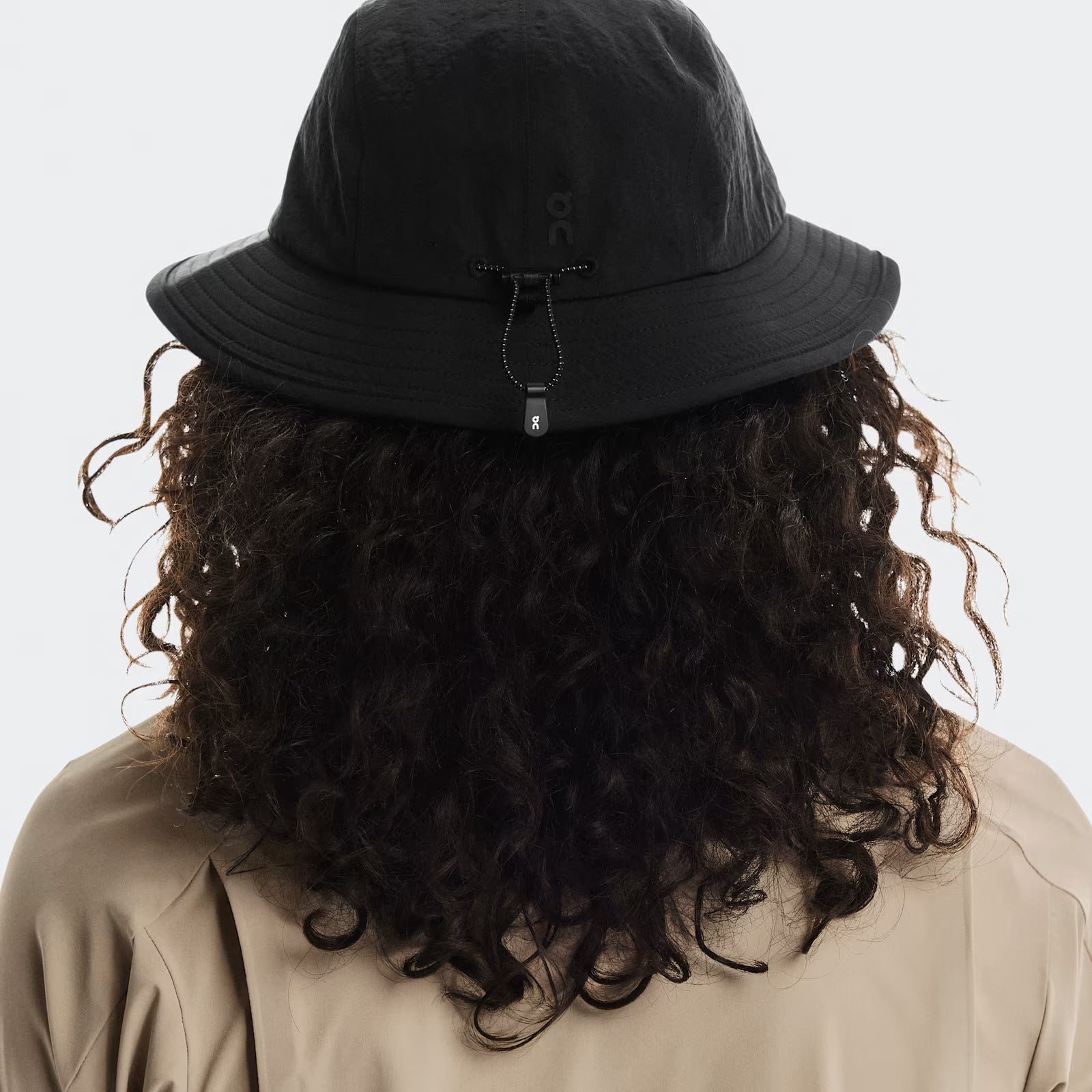 On Trail Hat Black