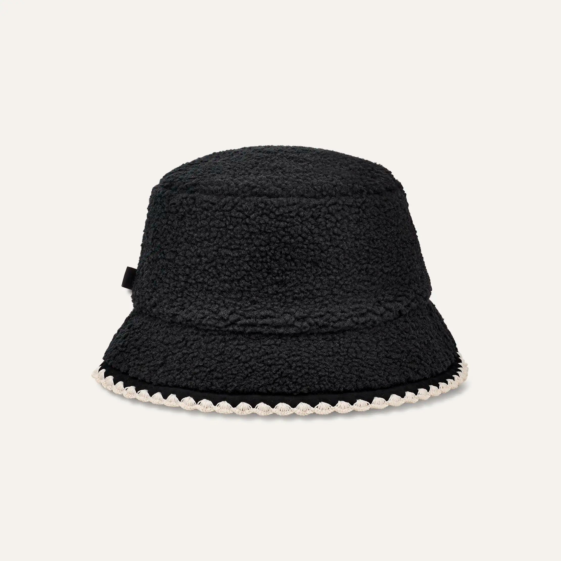 Ugg Uggfluff Scalloped Hat Black
