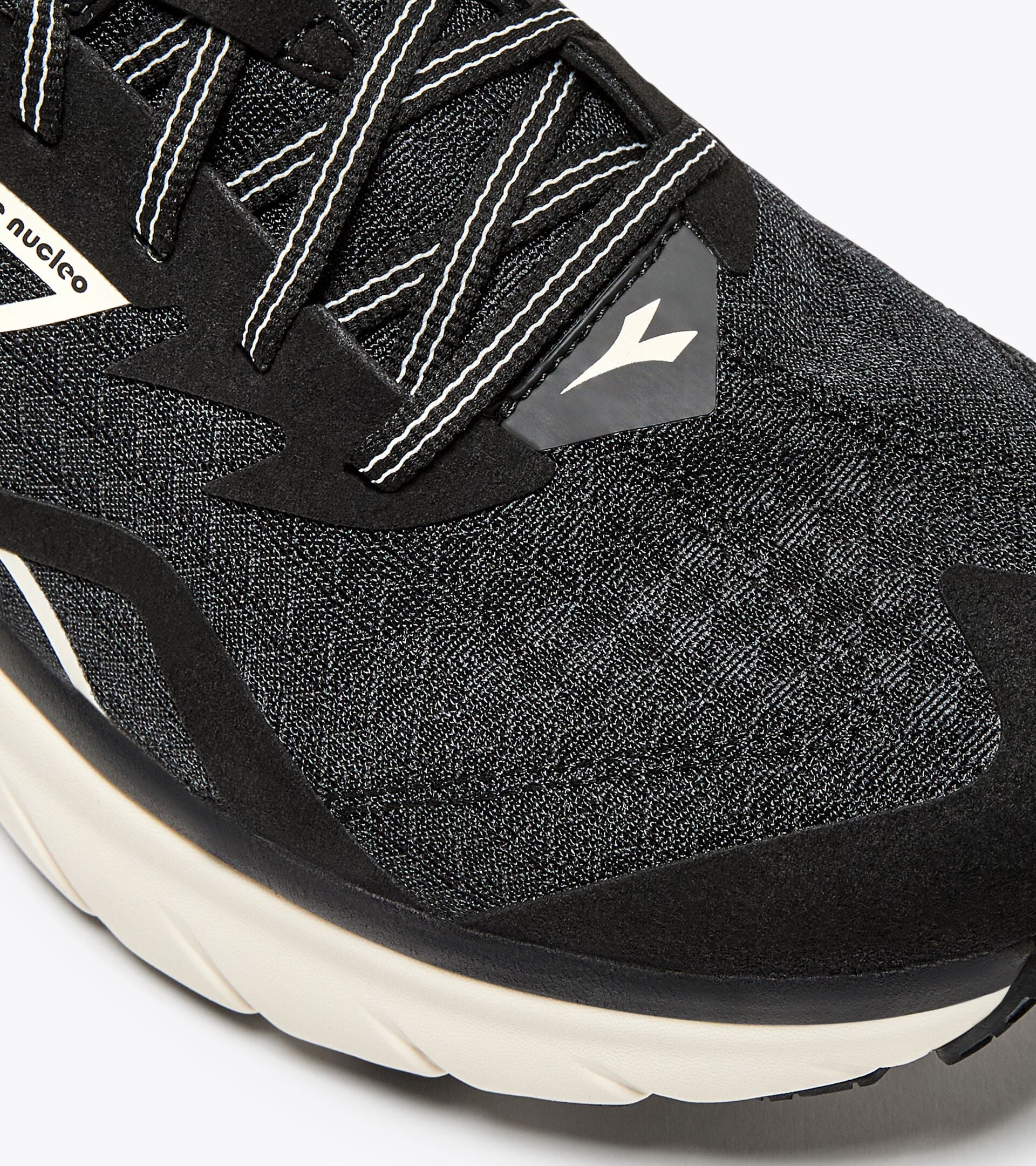 Diadora Equipe Nucleo Black/Whisper White
