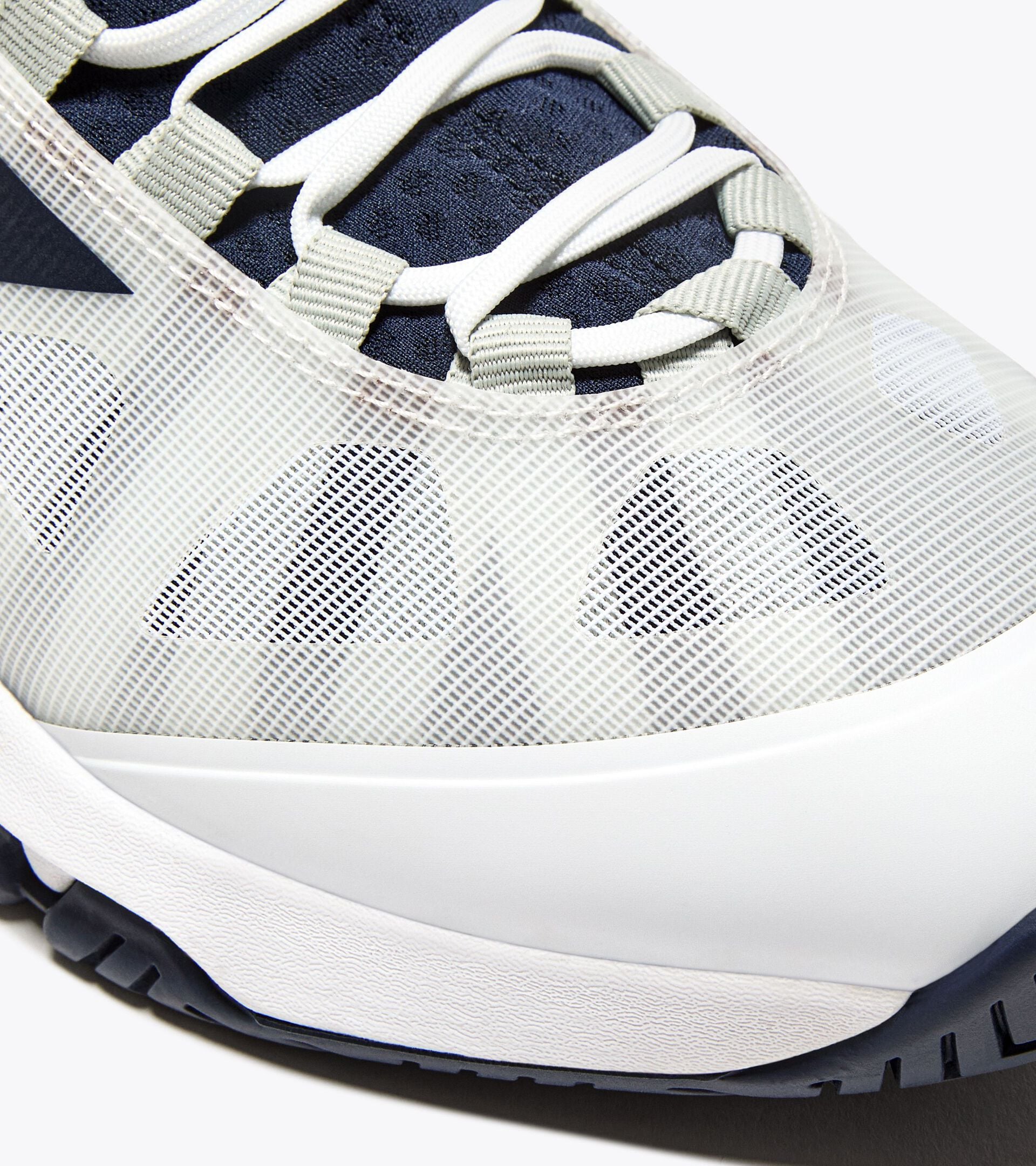 Diadora Speed Blushield Fly 4 + Ag White/Blue Corsair