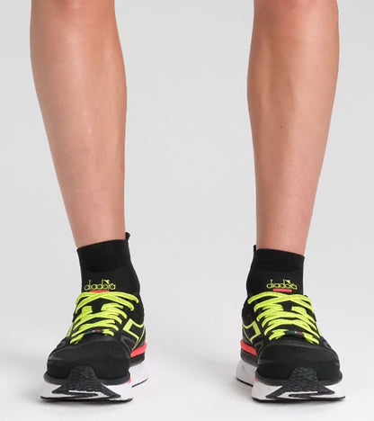 Diadora Atomo V7000-2 Black/Yellow Fluo (C0871)