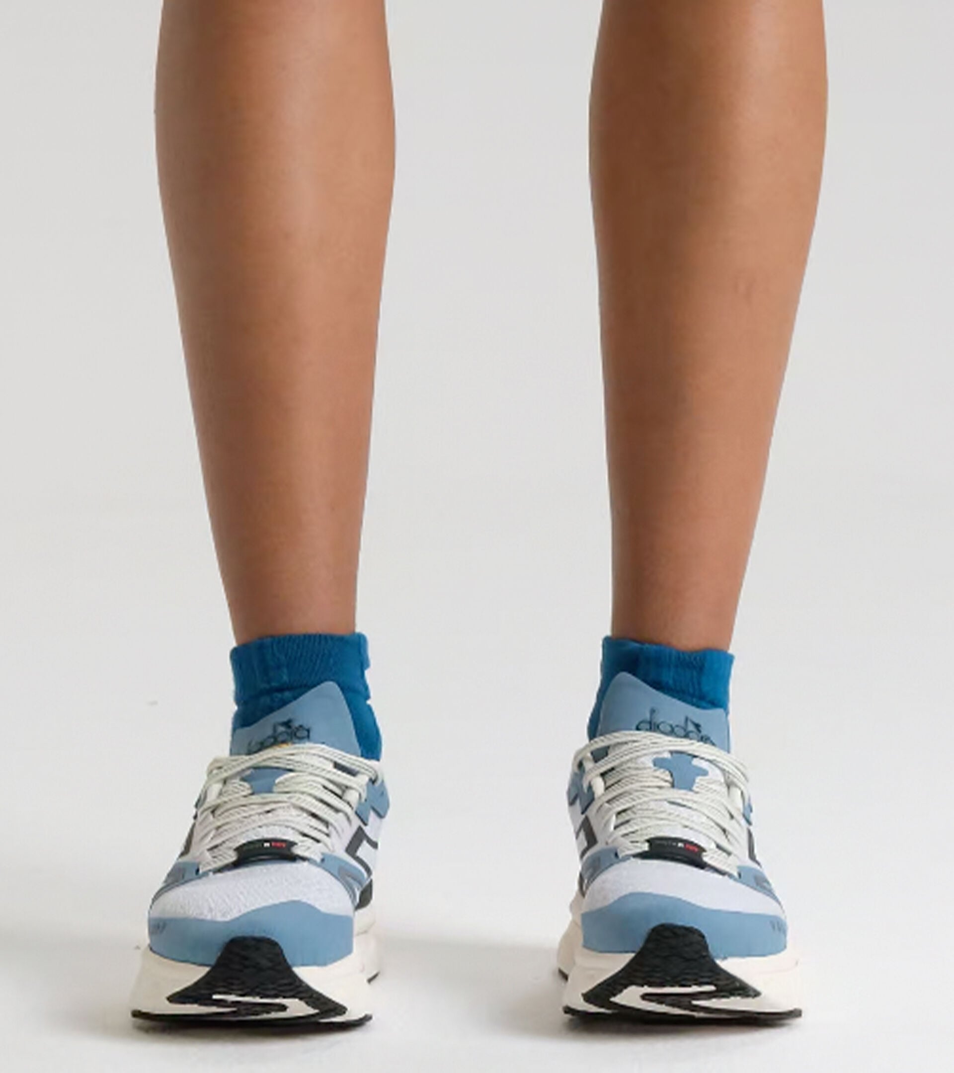 Diadora Atomo V7000-2 White/Brittany Blue