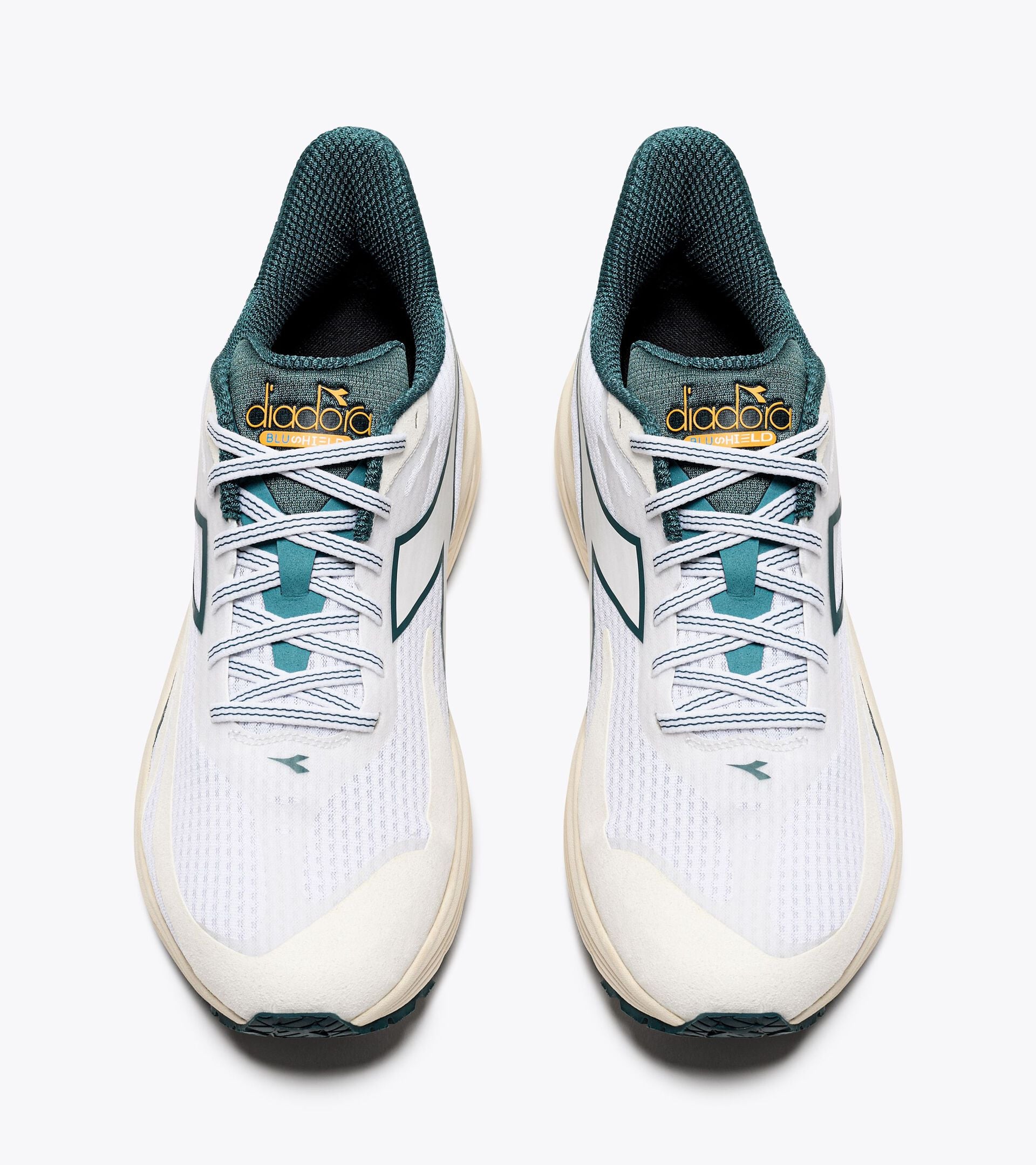 Diadora Mythos Blushield 9 Vortice Wht/Mediterranea/Whisper Wht