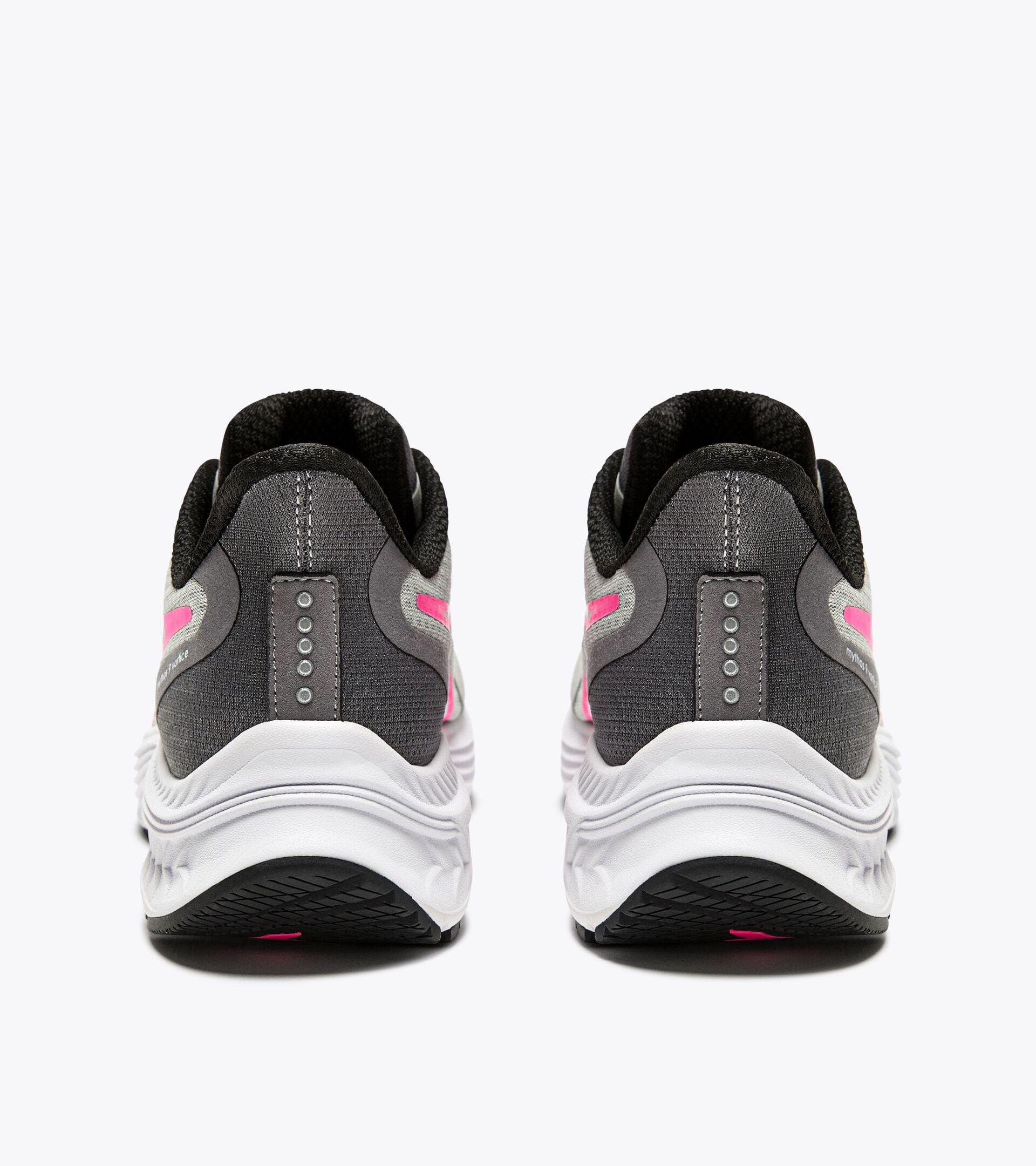 Diadora Mythos Blushield 9 Vortice W Silver Dd/Pink Fluo