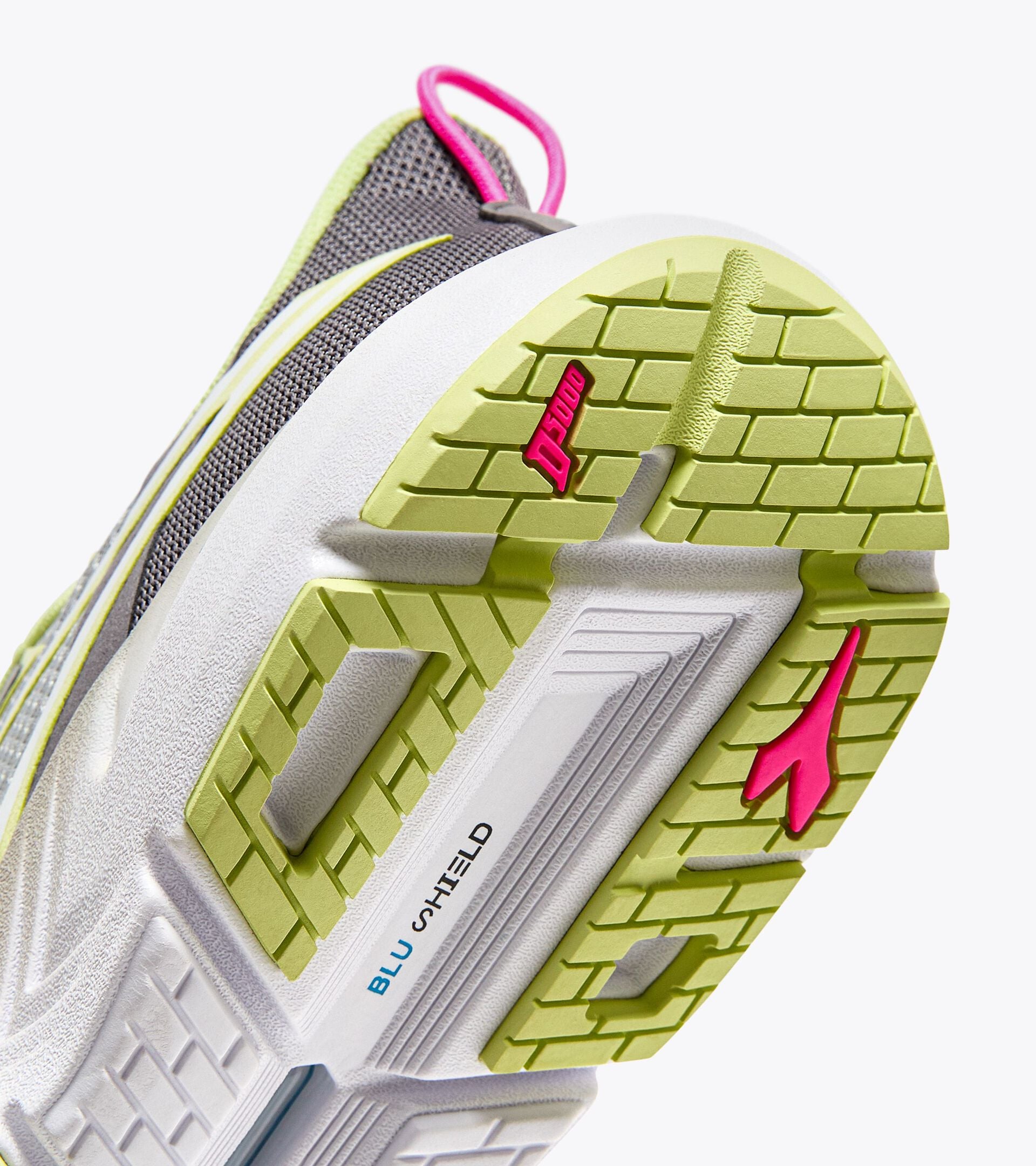 Diadora Mythos Blushield Volo 4 W Silver Dd/Shadow Lime