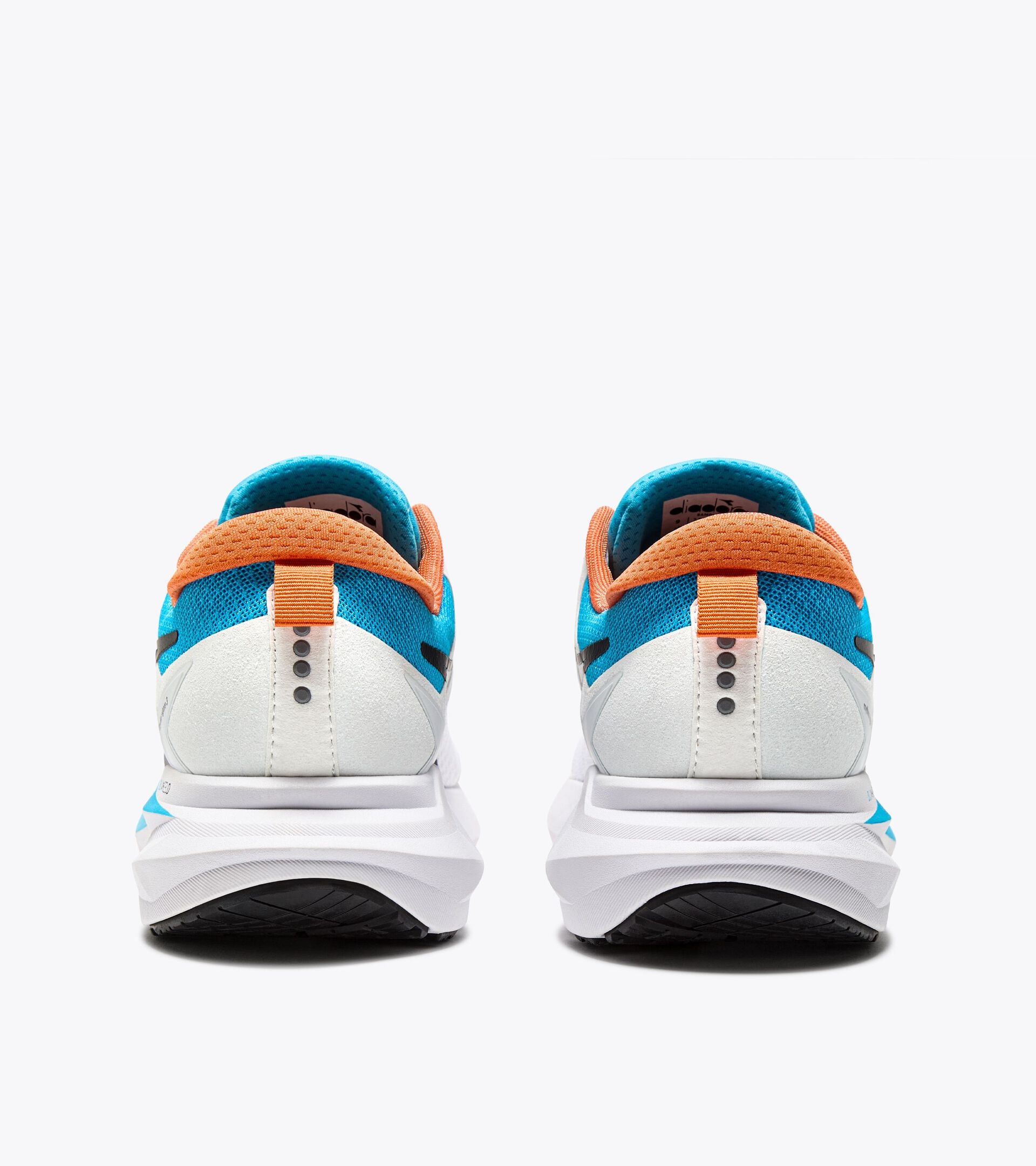 Diadora Mythos Blushield Vigore 3 White/Black/Aquarius