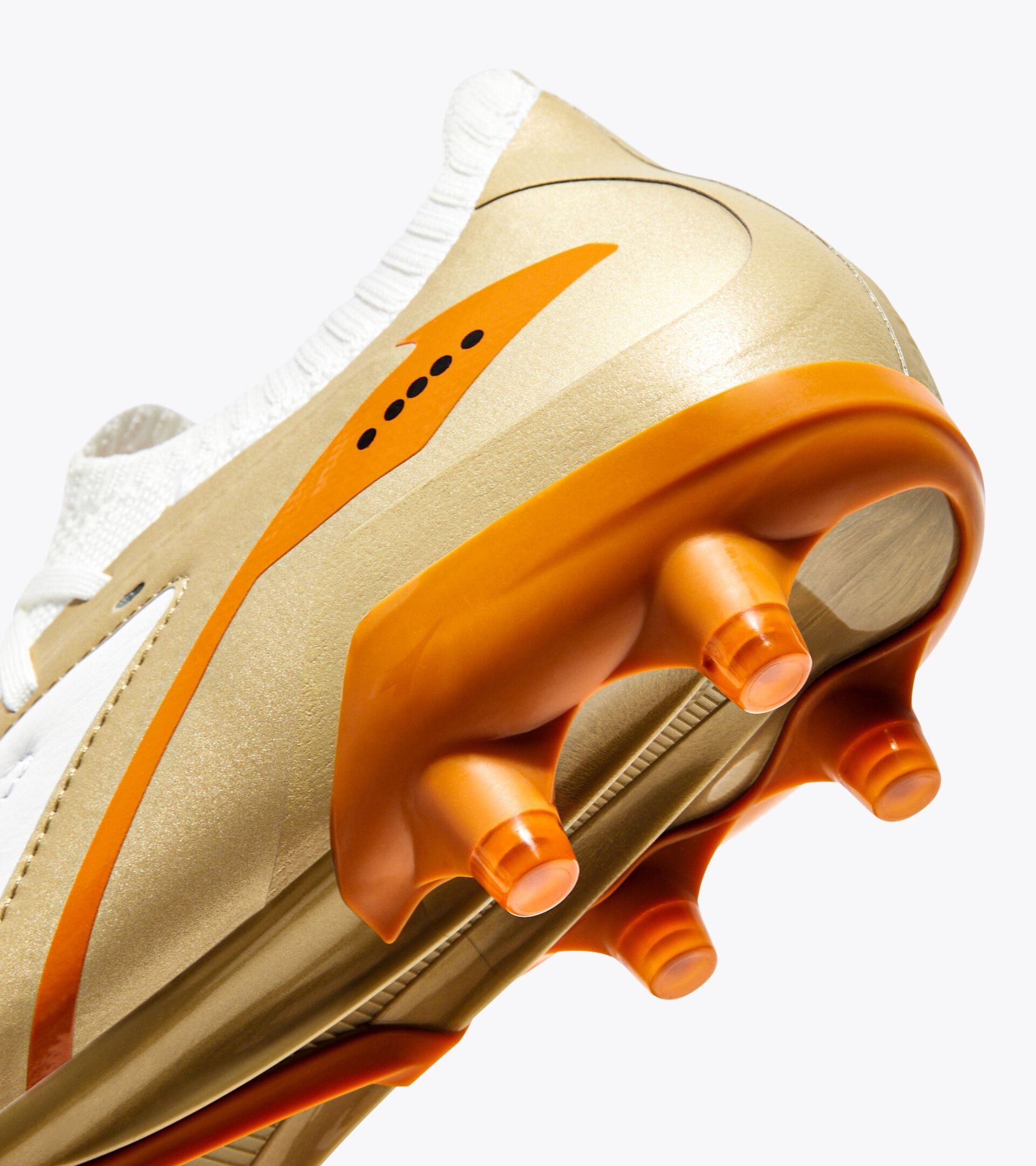 Diadora Maximus Elite Slx White/Chili Pepper/Russet Orange