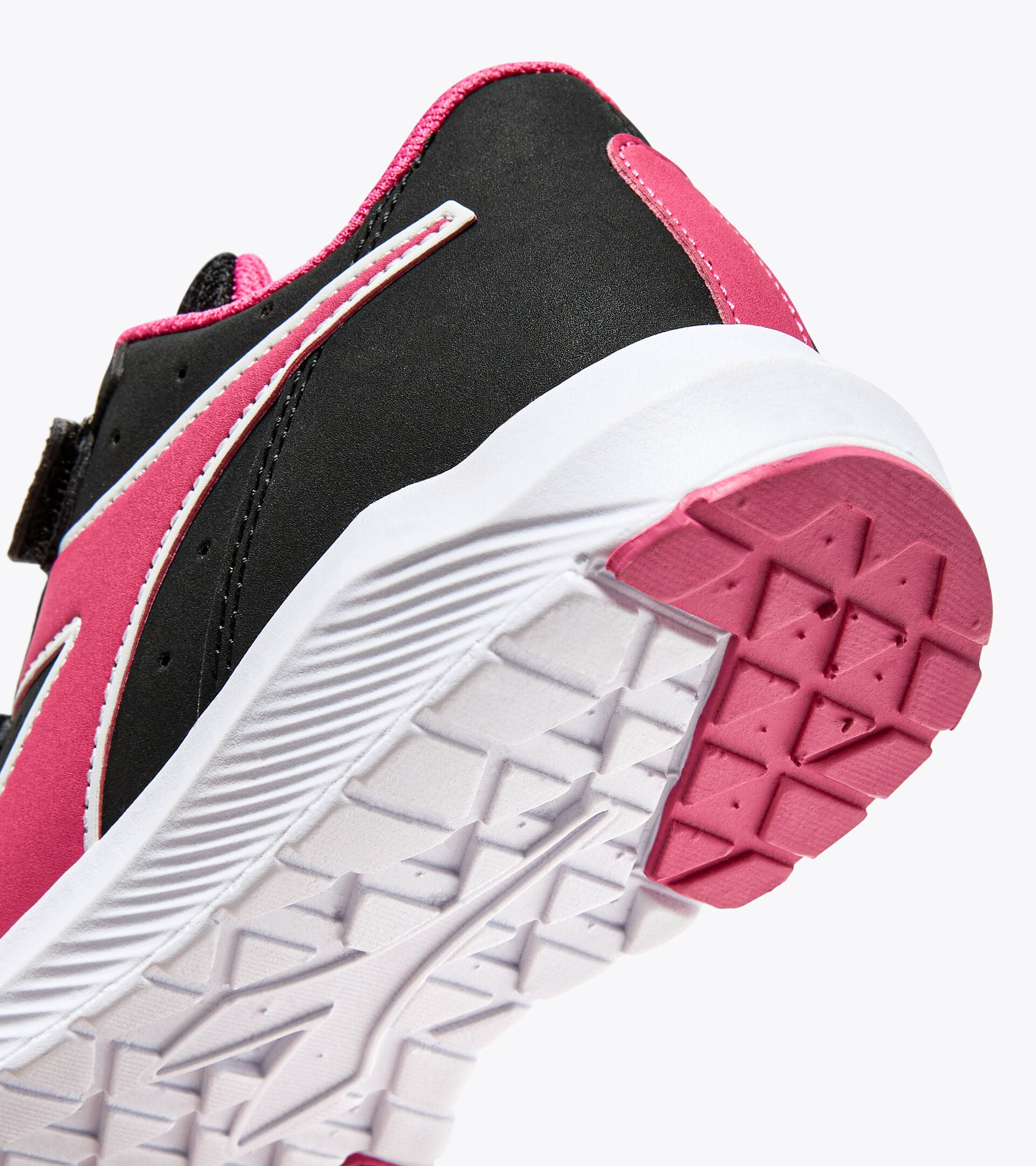 Diadora Falcon 4 Sl Jr V Black/Raspberry Sorbet