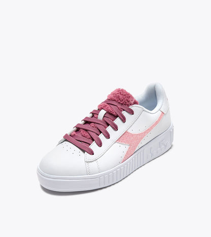 Diadora Game Step P Gs Fluffy White/Red Violet