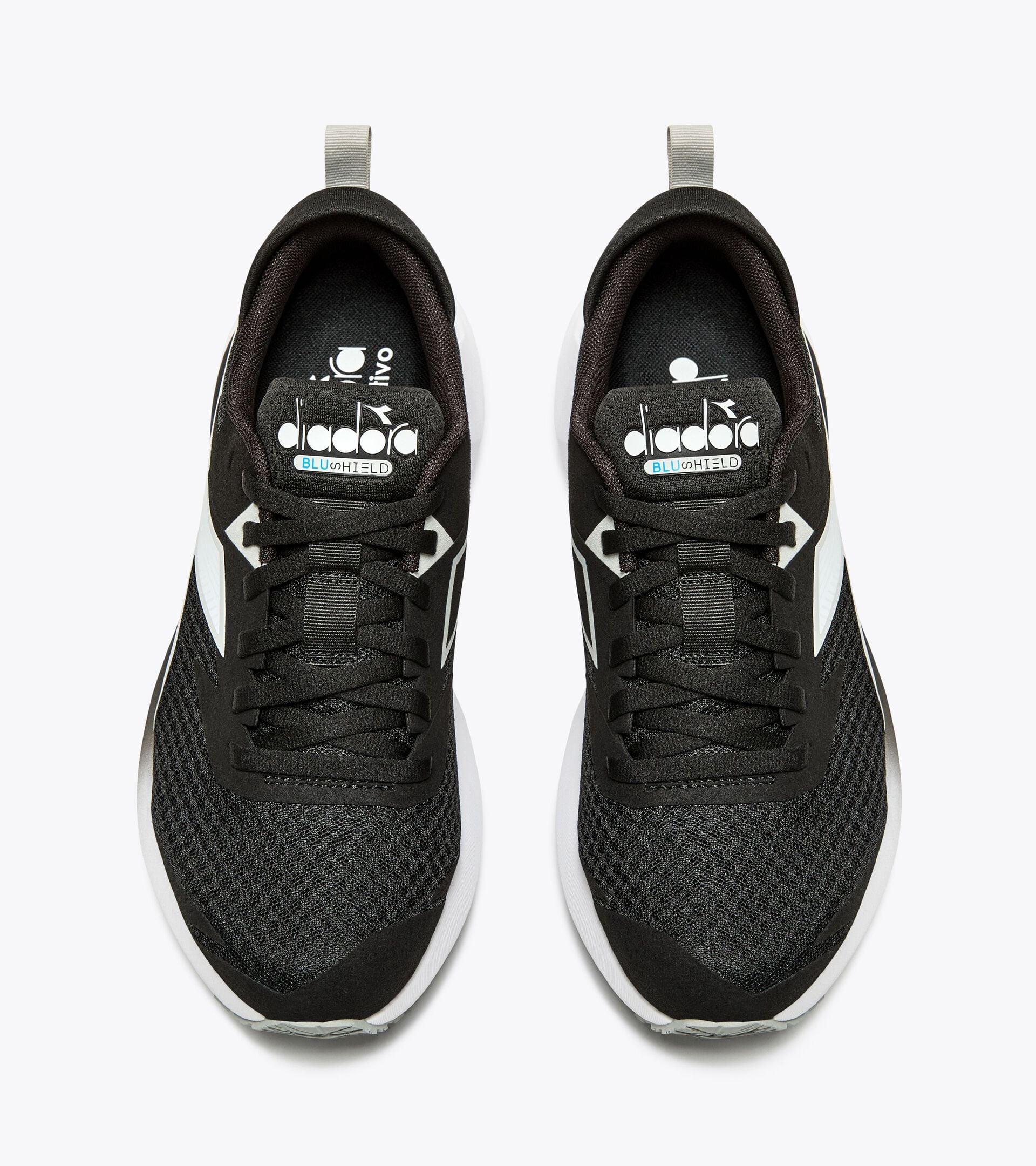 Diadora Mythos Blushield Vigore 3 Wide W Black/White (C7406)