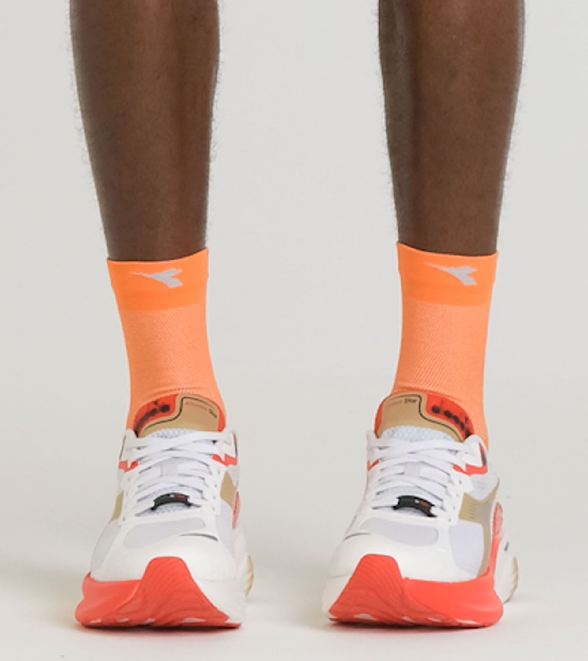 Diadora Atomo Star White/Metallic Gold/Fiery Red