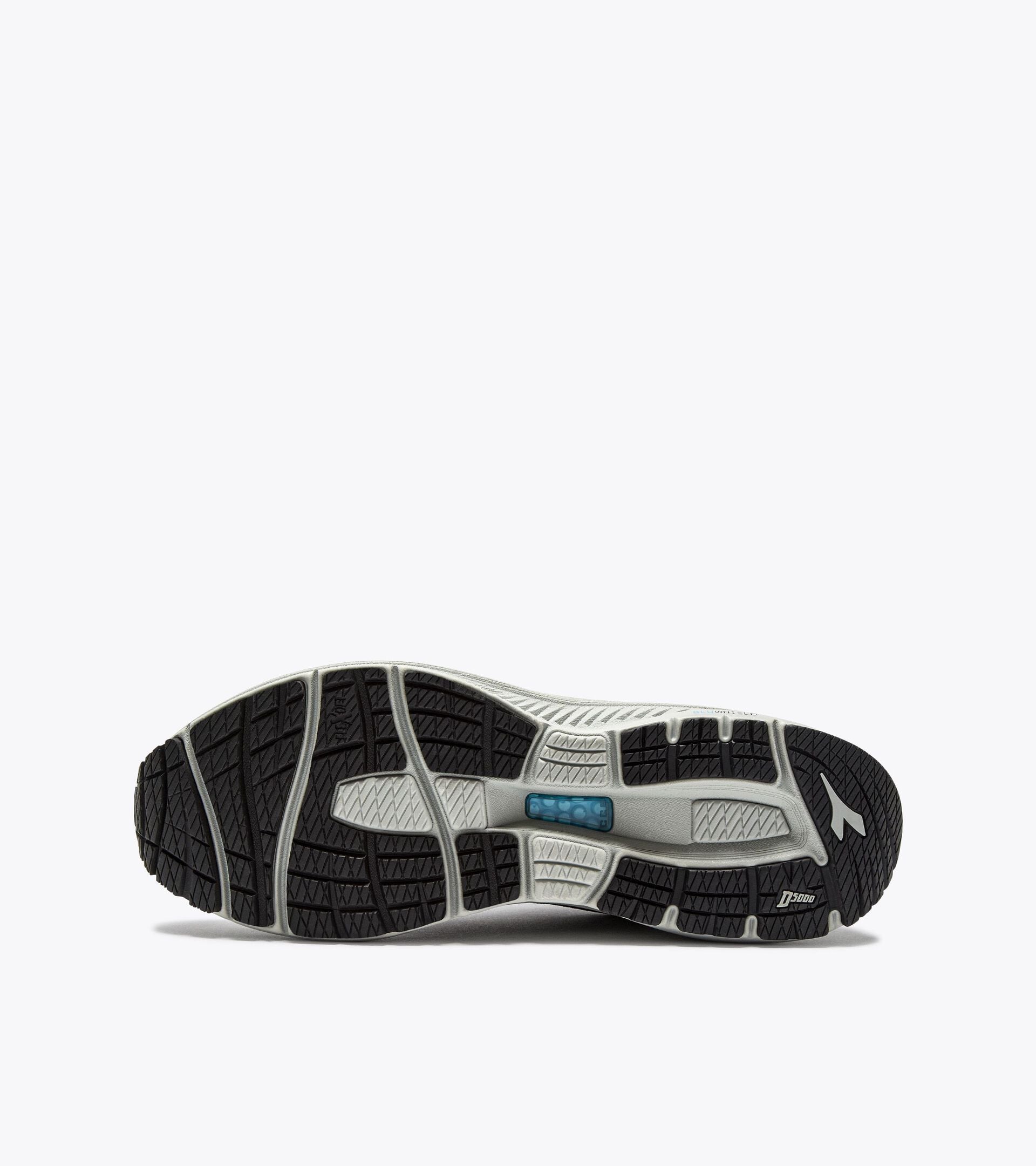 Diadora Mythos Blushield 10 Vortice Hip Black/Silver
