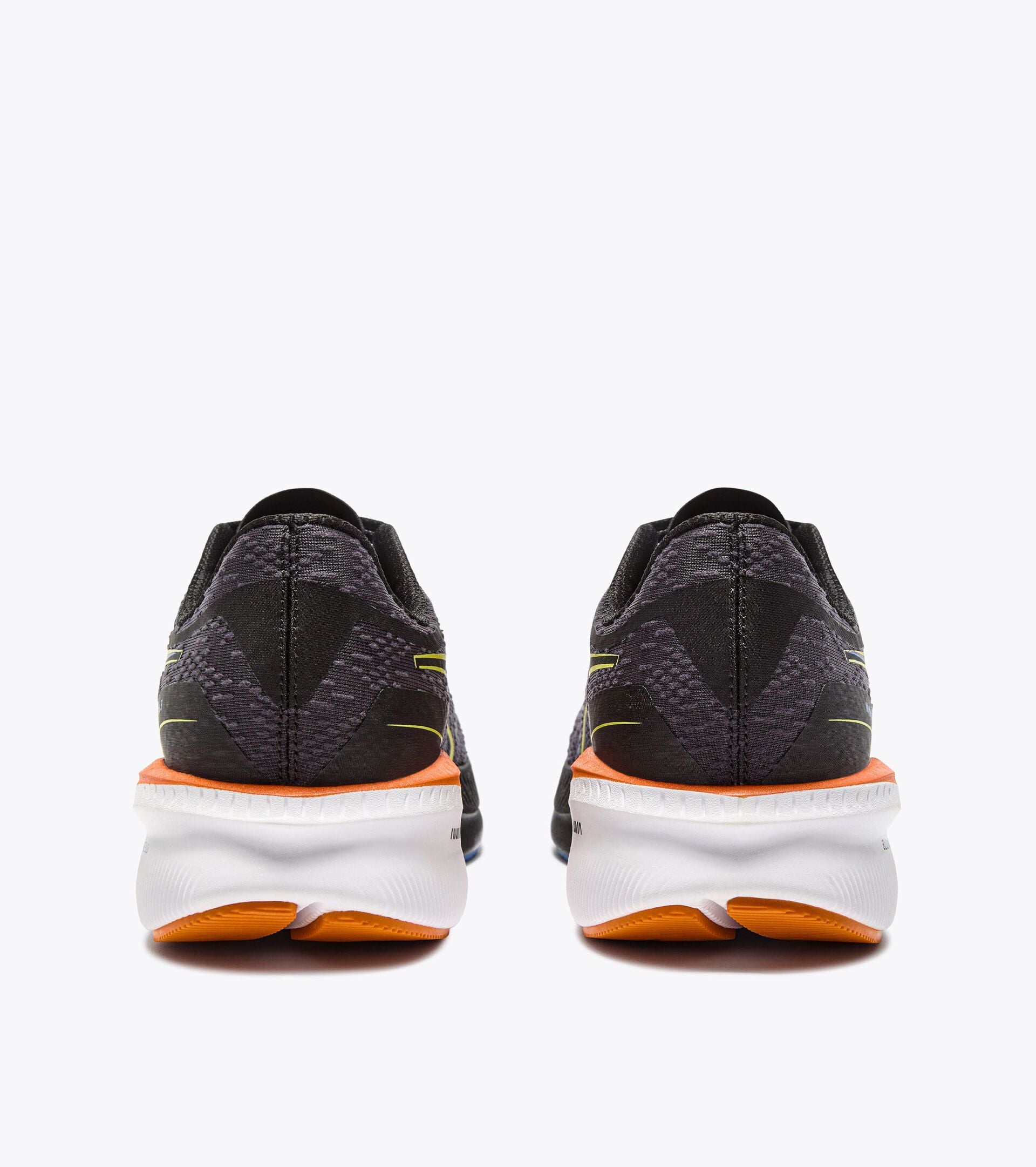 Diadora Mythos Blushield Volo 5 Blk/Sulphur Spring/Ultramarine