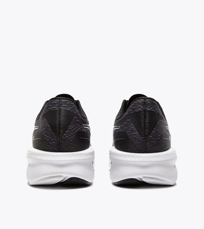 Diadora Mythos Blushield Volo 5 W Black/White (C7406)