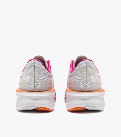 Diadora Mythos Blushield Volo 5 W White/Fandango Pink/Nectarine