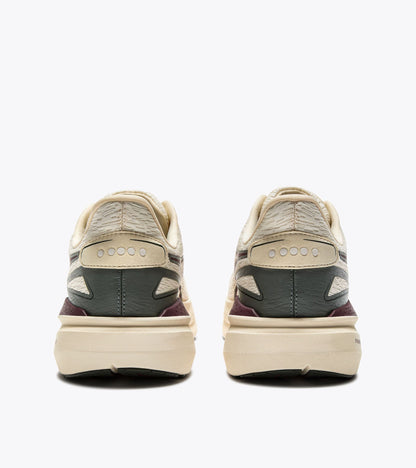 Diadora Nucleo 2 Whisper White/Maroon Banner