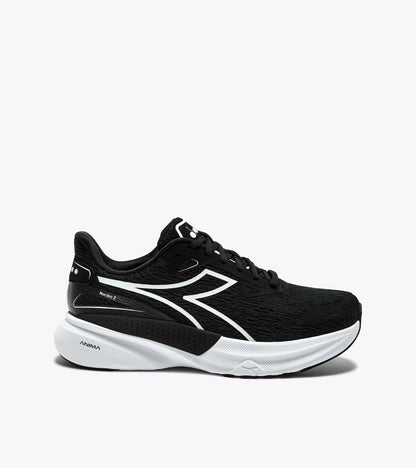 Diadora Nucleo 2 Black /White
