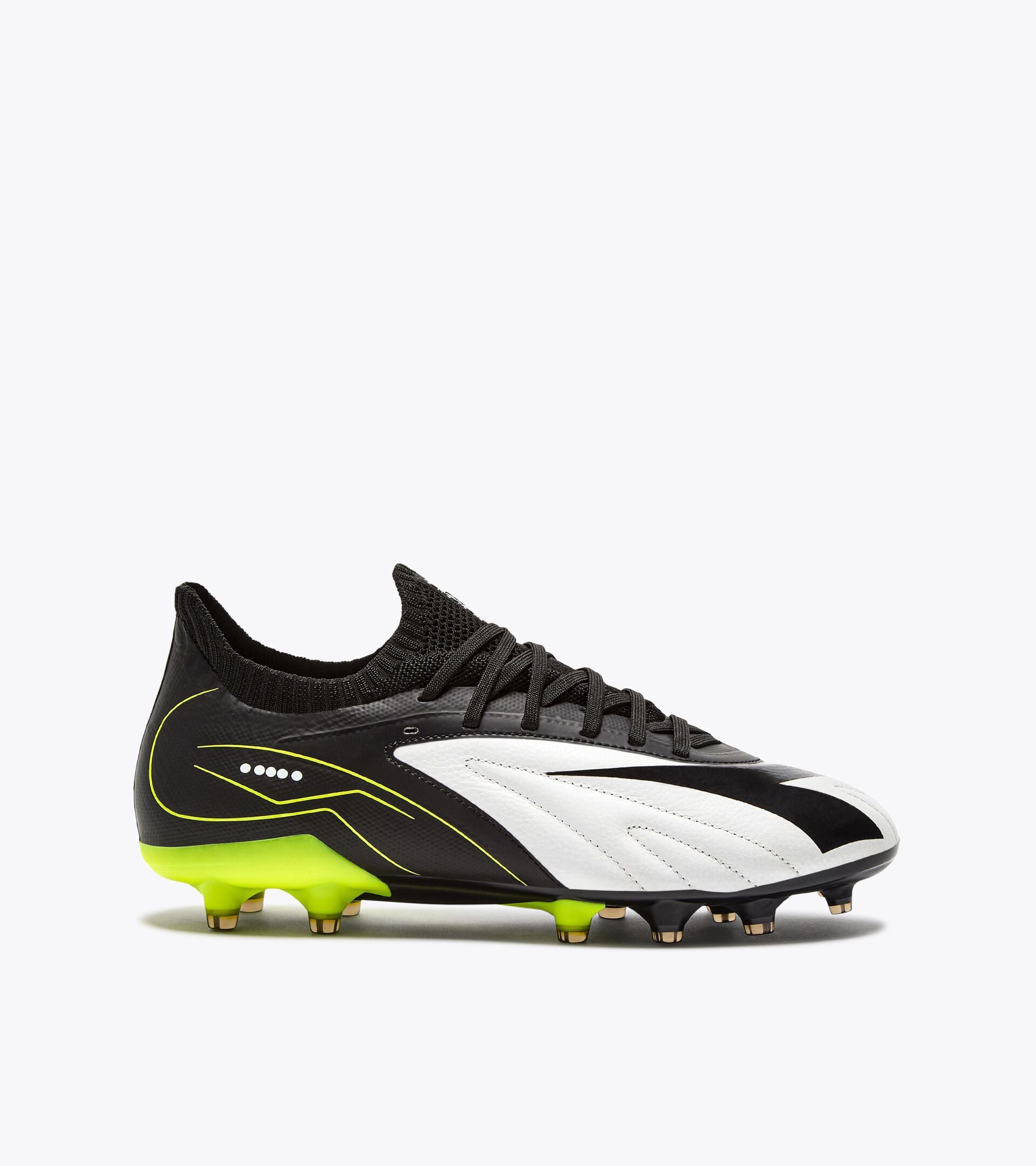 Diadora Maximus Icon Slx Black/White/Yellow Fl Dd