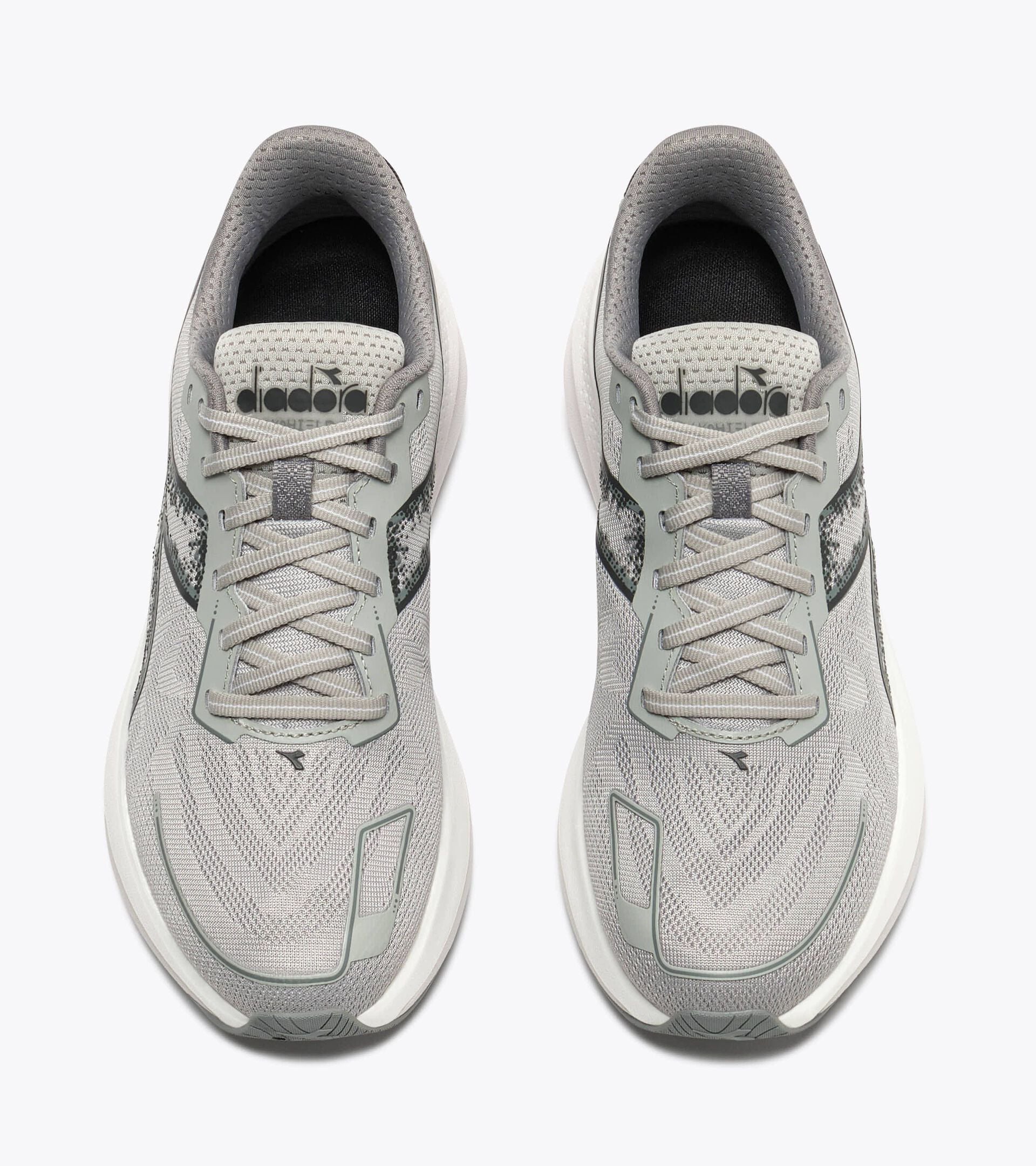 Diadora Mythos Blushield Vigore V W Silver /Forged Iron