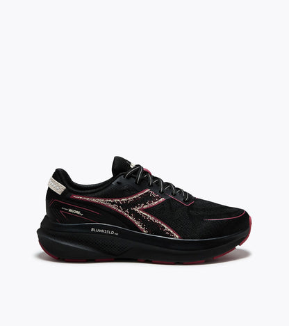 Diadora Mythos Blushield Vigore V W Black/Earth Red