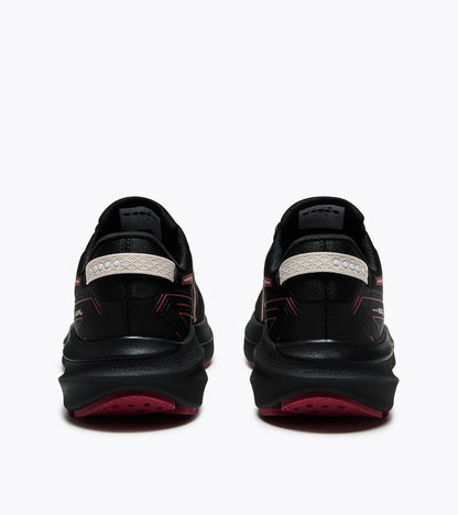 Diadora Mythos Blushield Vigore V W Black/Earth Red