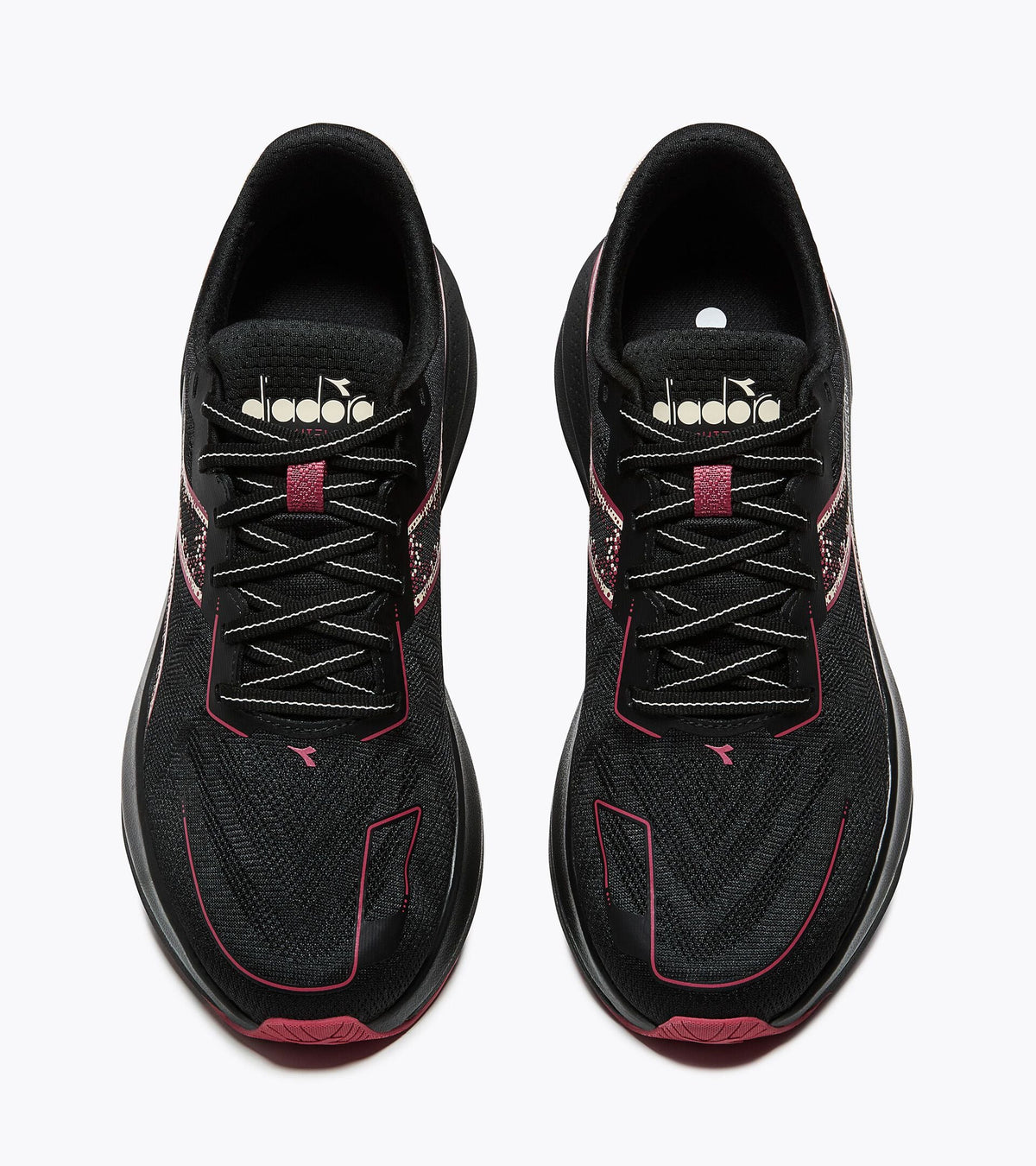 Diadora Mythos Blushield Vigore V W Black/Earth Red
