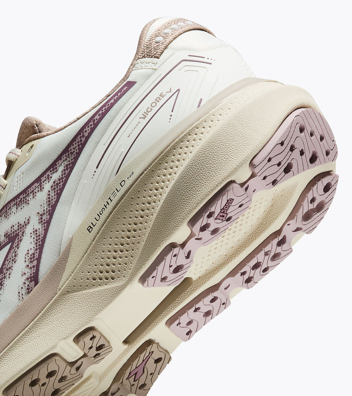 Diadora Mythos Blushield Vigore V W Snow White /Almond Milk
