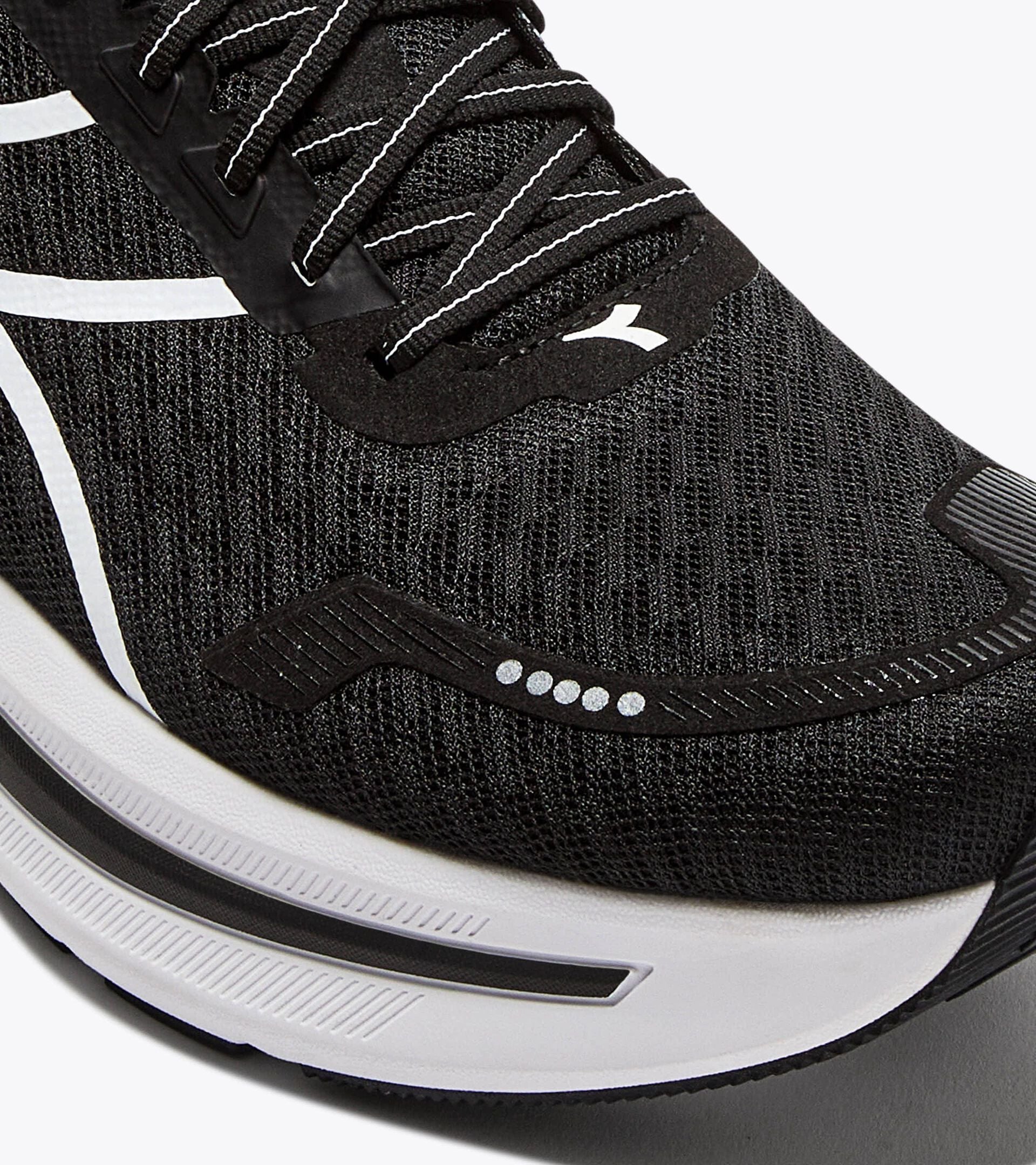 Diadora Cellula 2 Black /White