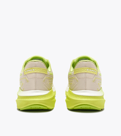 Diadora Mythos Blushield Vigore V Buttercream /Minced Quince