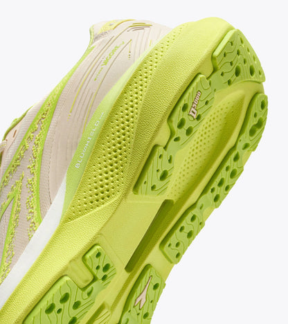Diadora Mythos Blushield Vigore V Buttercream /Minced Quince