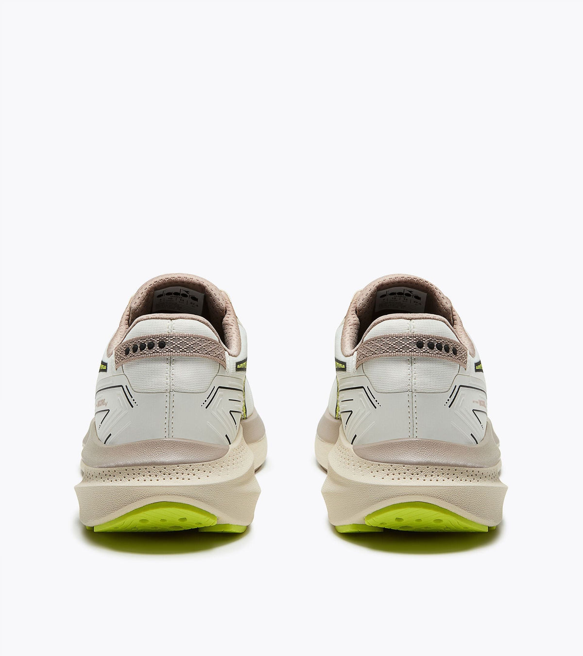 Diadora Mythos Blushield Vigore V Snow White /Almond Milk