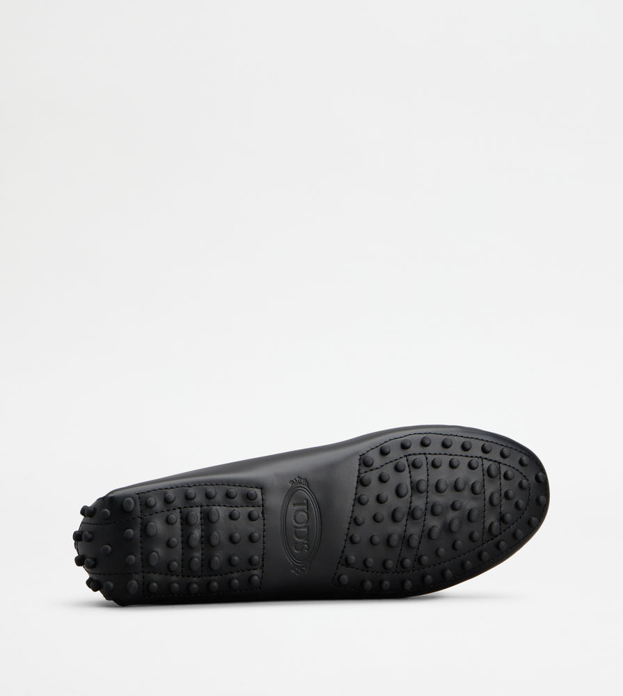 Tods Gommino Loafers In Leather Black Womens