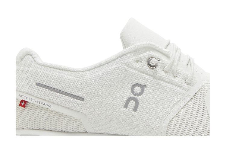 On Running Cloud 5 All White