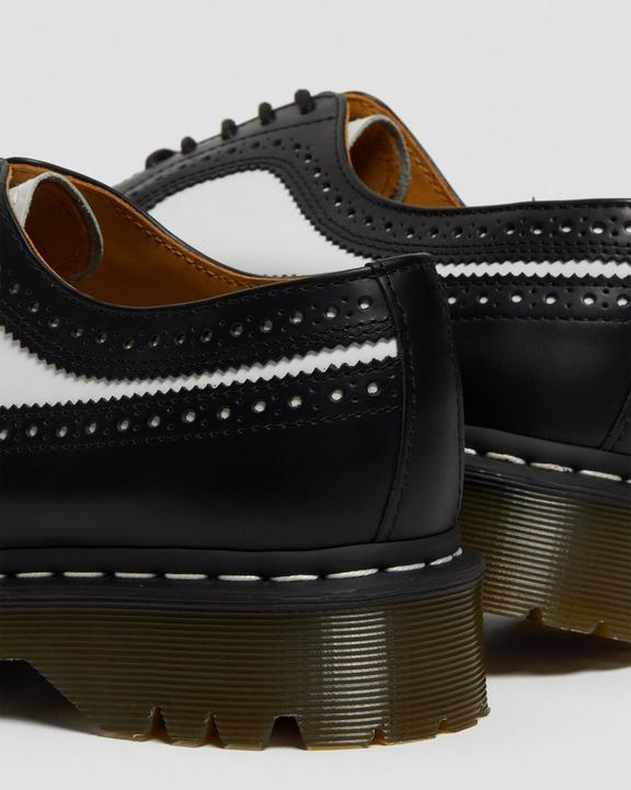 Dr. Martens 3989 Bex Smooth Leather Brogue Shoes Black - Mens