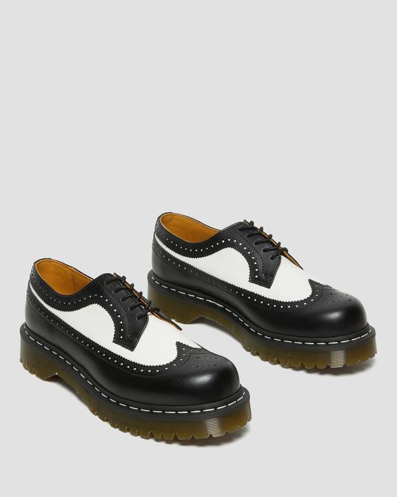 Dr. Martens 3989 Bex Smooth Leather Brogue Shoes Black - Mens