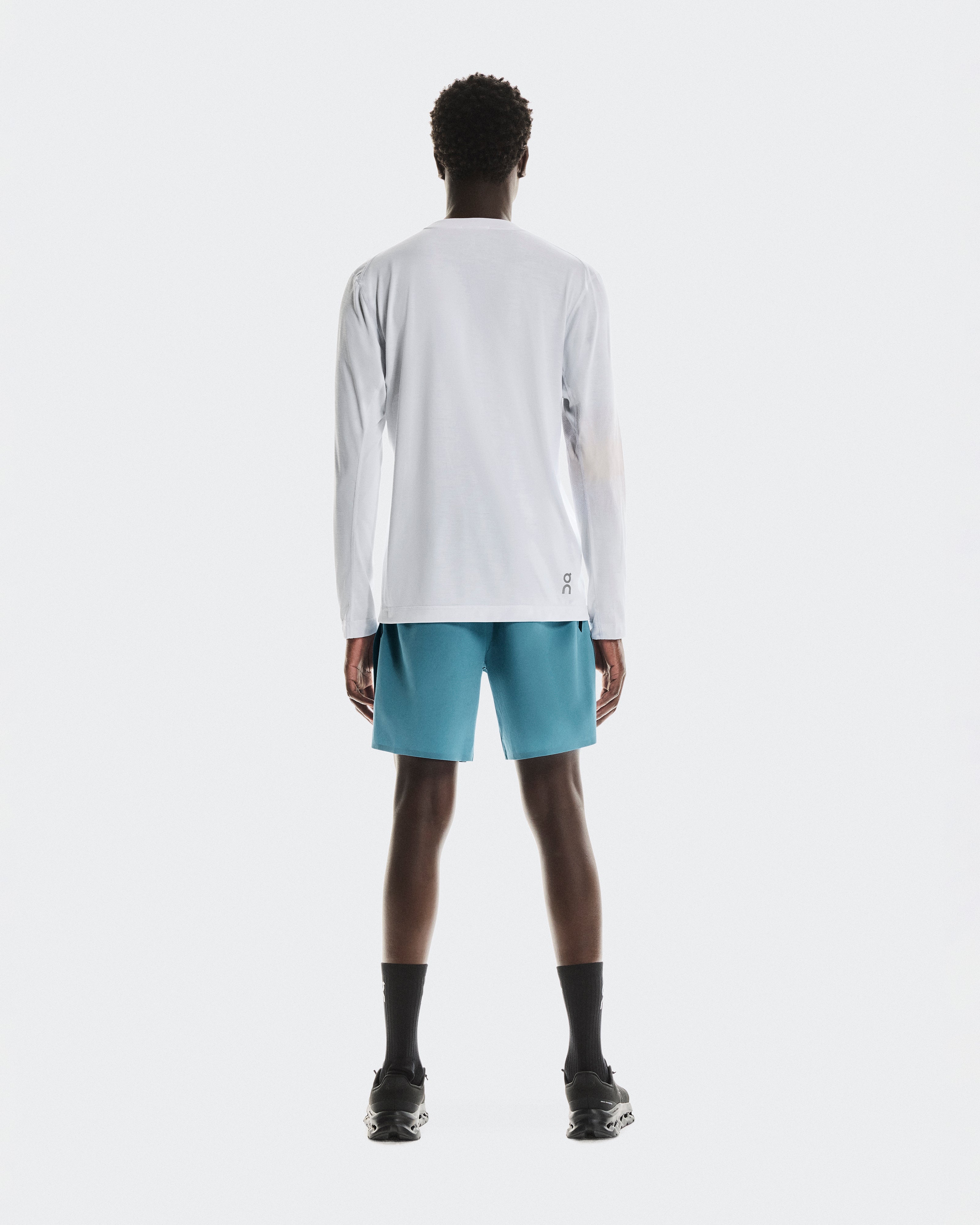 On Train Long-T Graphic White