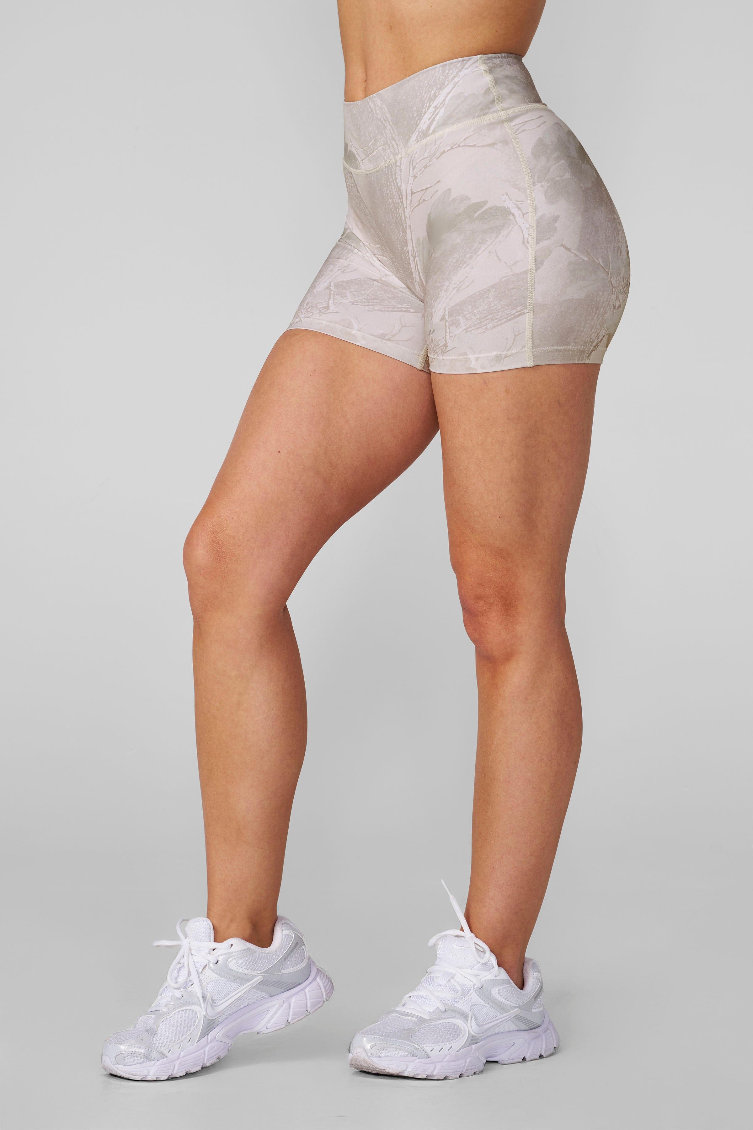 YoungLA W1134 - Camo Urban Shorts 5" Tan Spring Camo