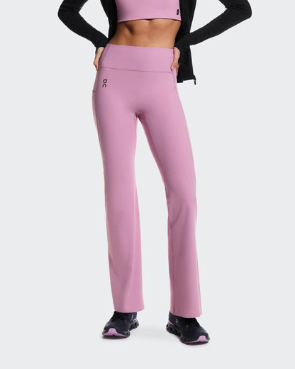 On Studio Flared Leggings 30" Sakura (Women'S)