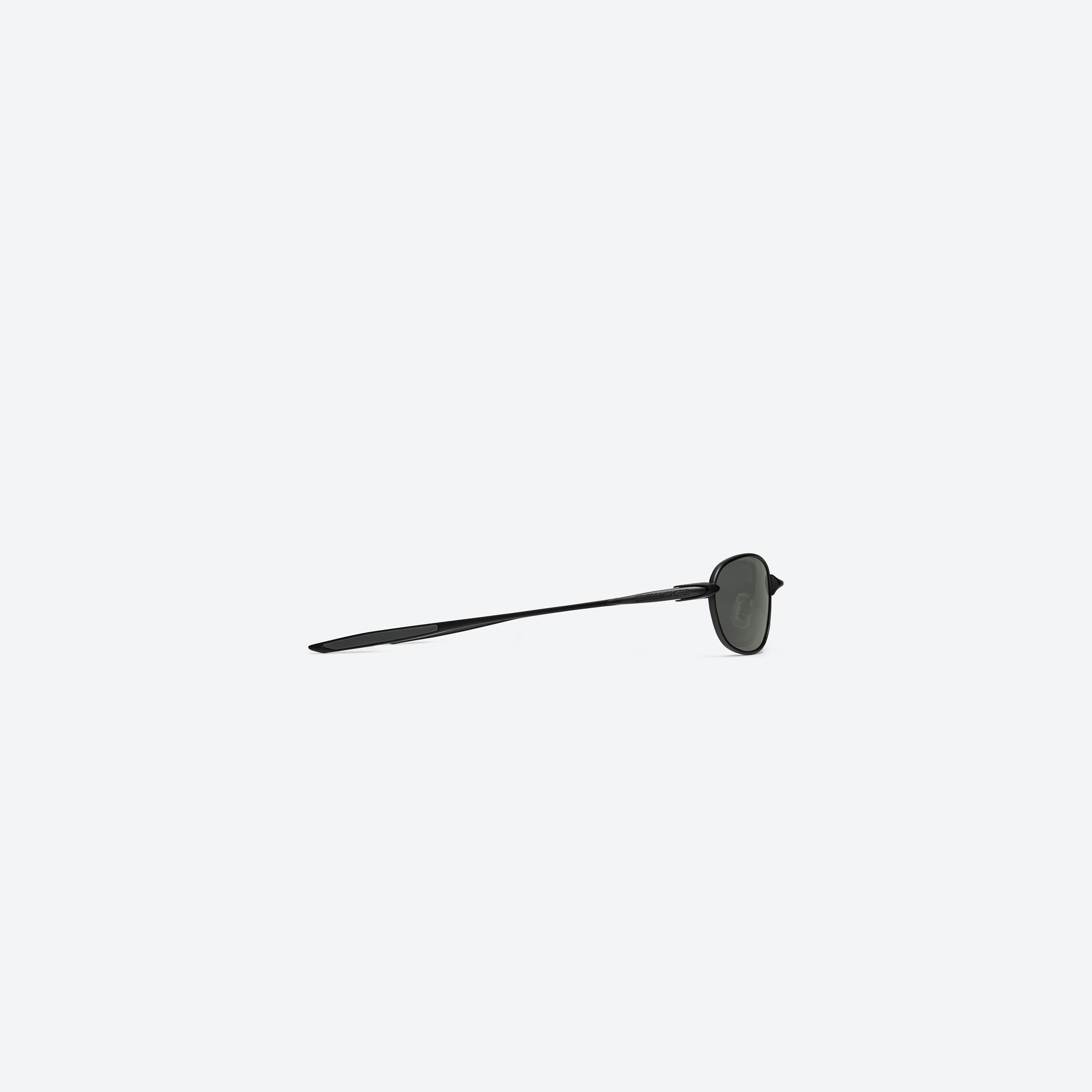 Gentle Monster Pitot M01