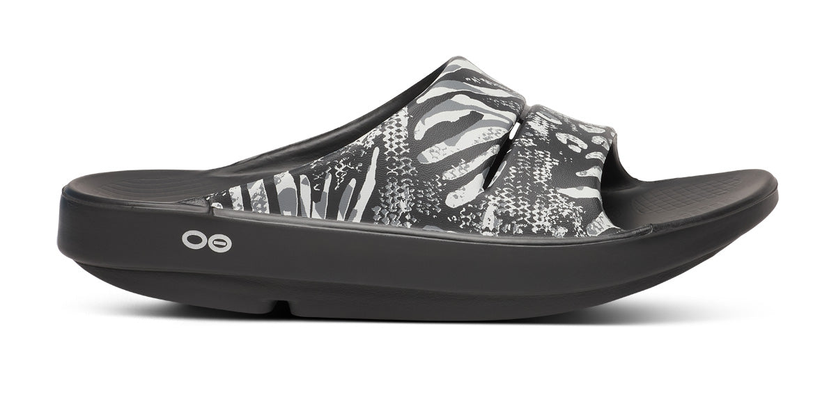 Oofos Women's Limited Slide Combo Camo