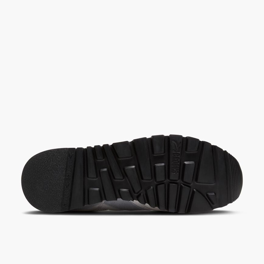 Brooks Chariot Gray/White