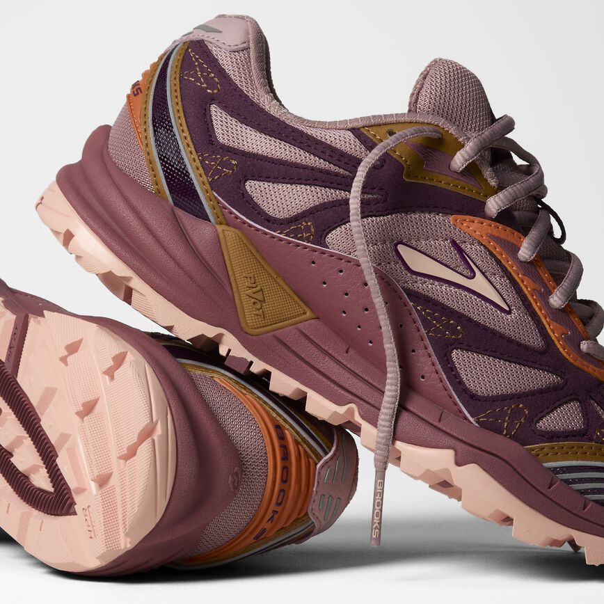 Brooks Cascadia 1 Woodrose/Roan Rogue/Beet